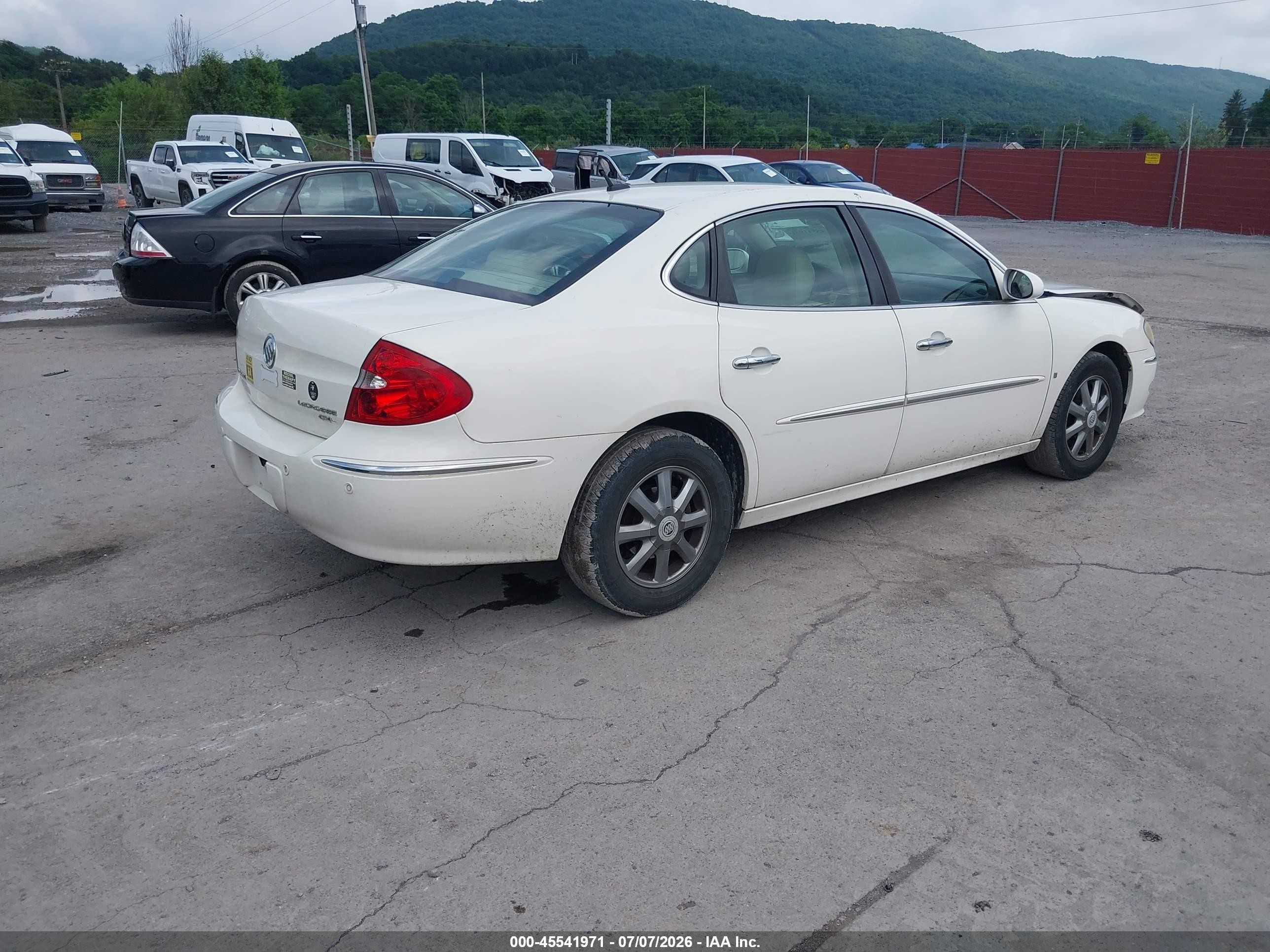 2009 Buick Lacrosse Cxl White vin: 2G4WD582791163307