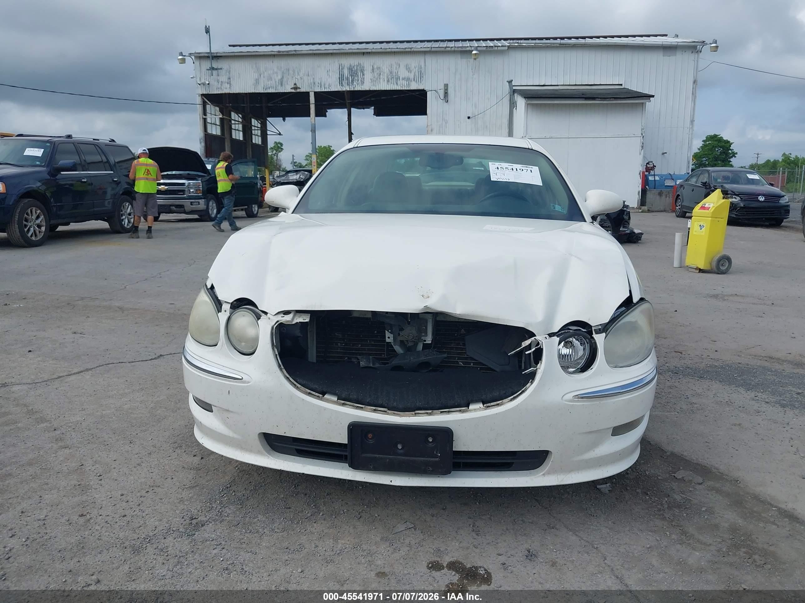 2009 Buick Lacrosse Cxl White vin: 2G4WD582791163307