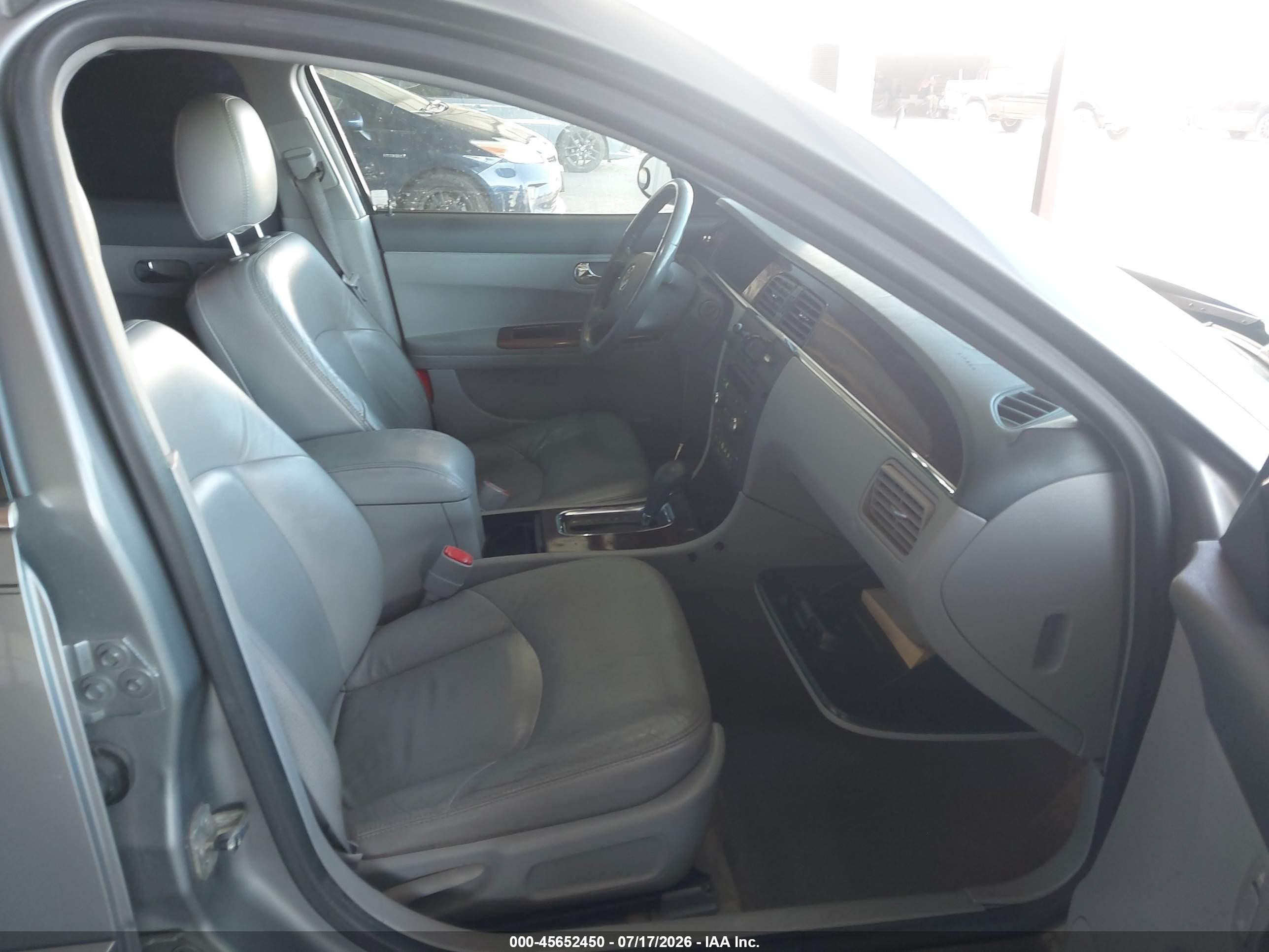 2007 Buick Lacrosse Cxl Gray vin: 2G4WD582871118289