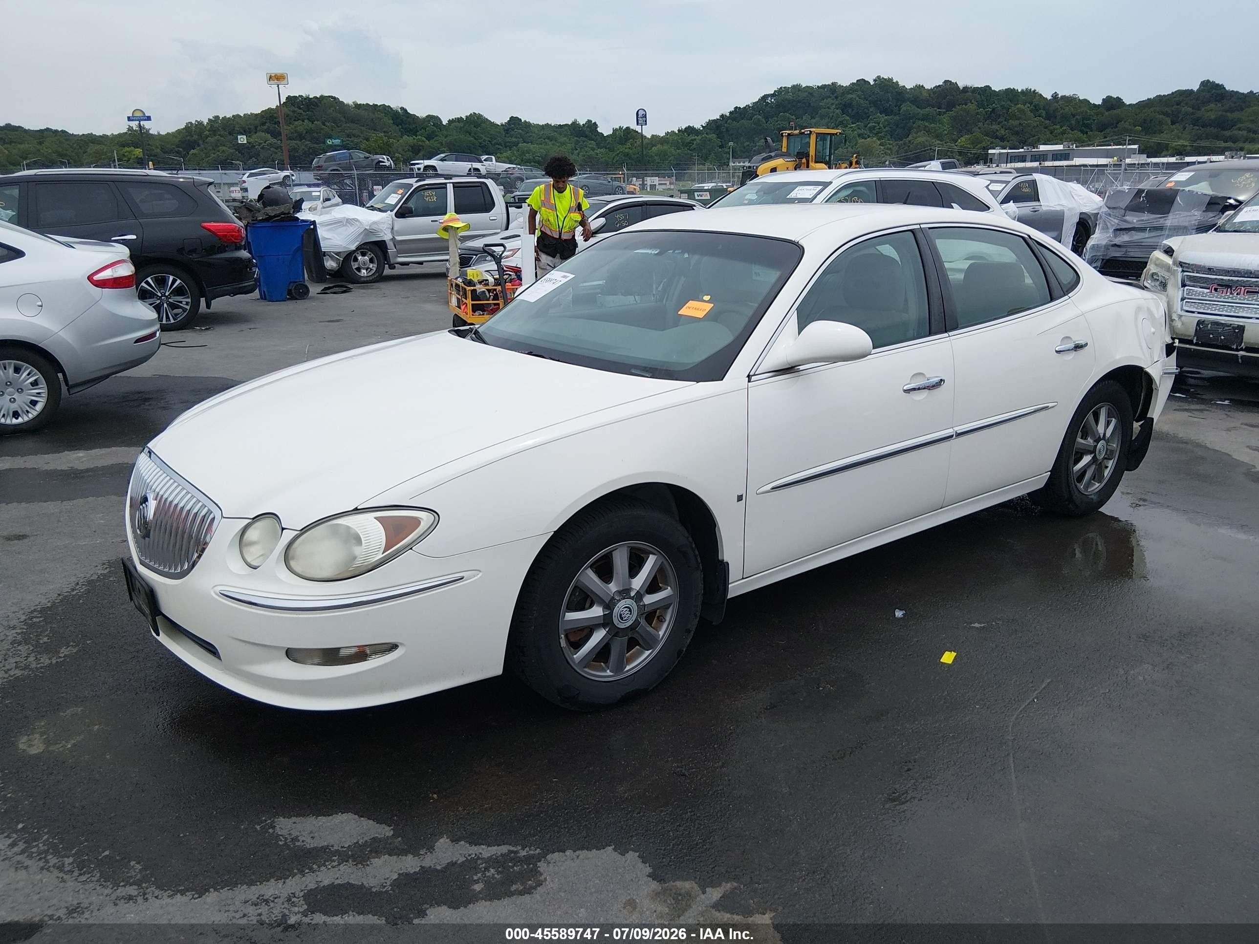 2008 Buick Lacrosse Cxl White vin: 2G4WD582881159345