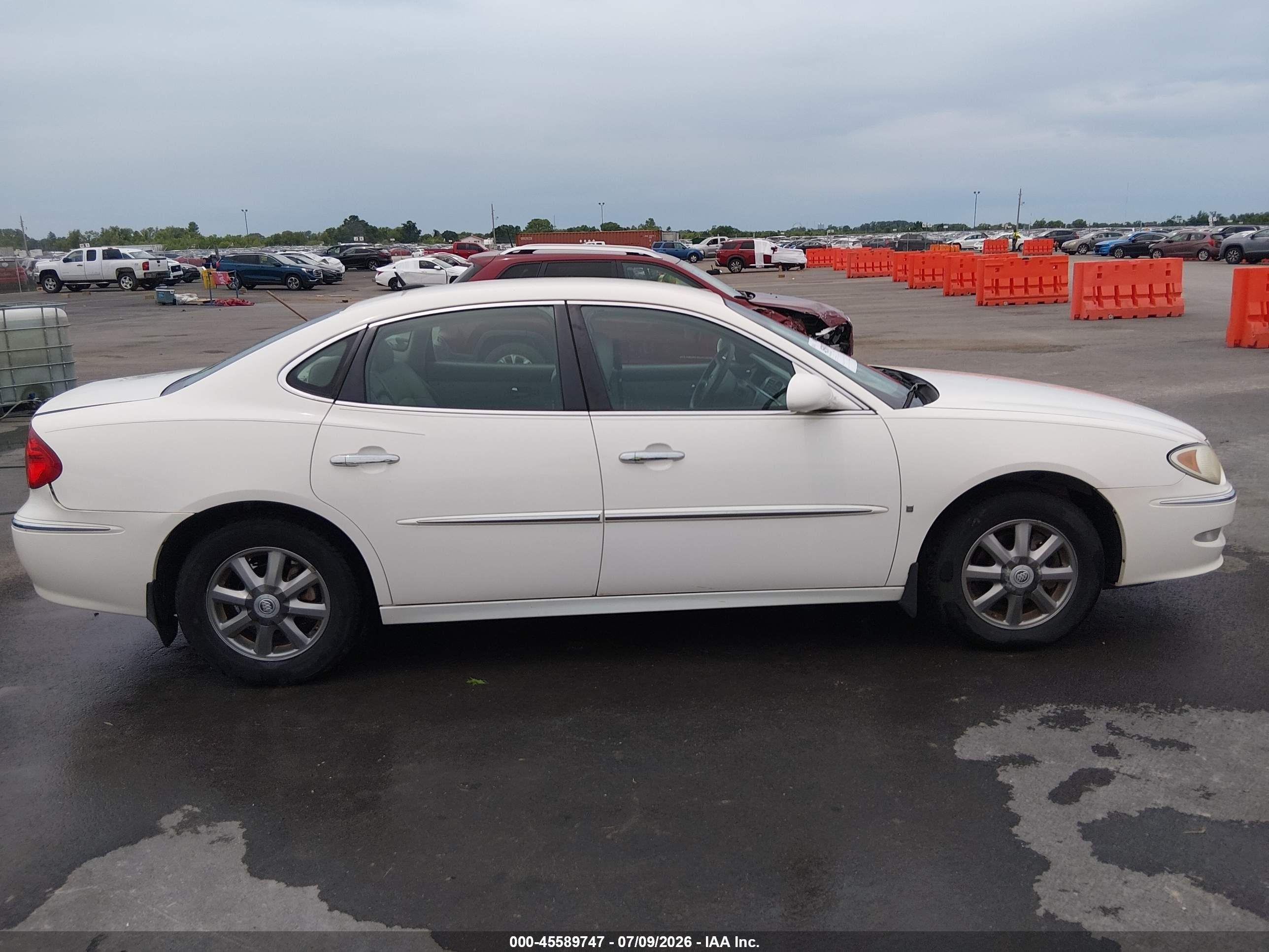 2008 Buick Lacrosse Cxl White vin: 2G4WD582881159345