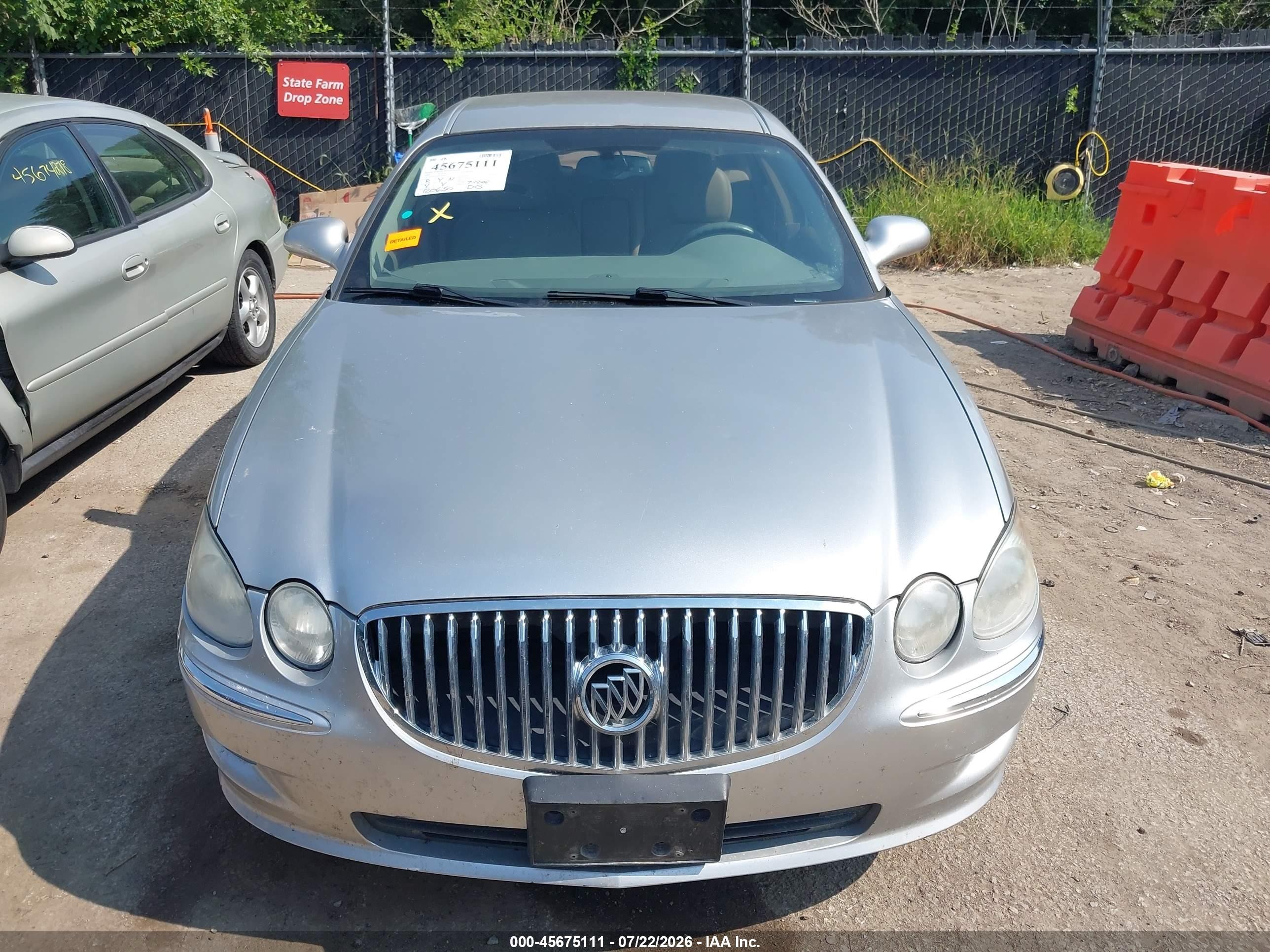 2008 Buick Lacrosse Cxl Silver vin: 2G4WD582881204624