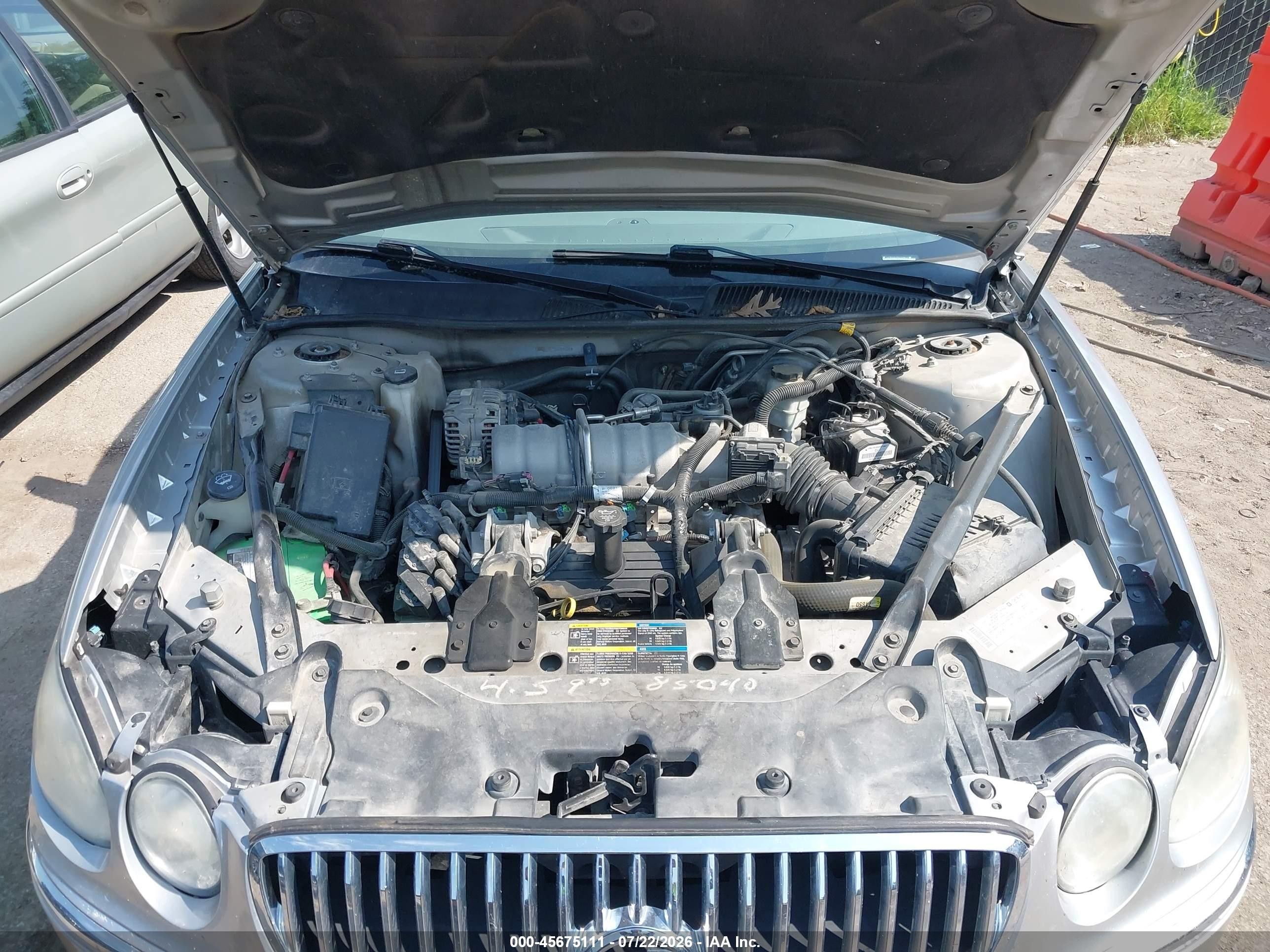 2008 Buick Lacrosse Cxl Silver vin: 2G4WD582881204624