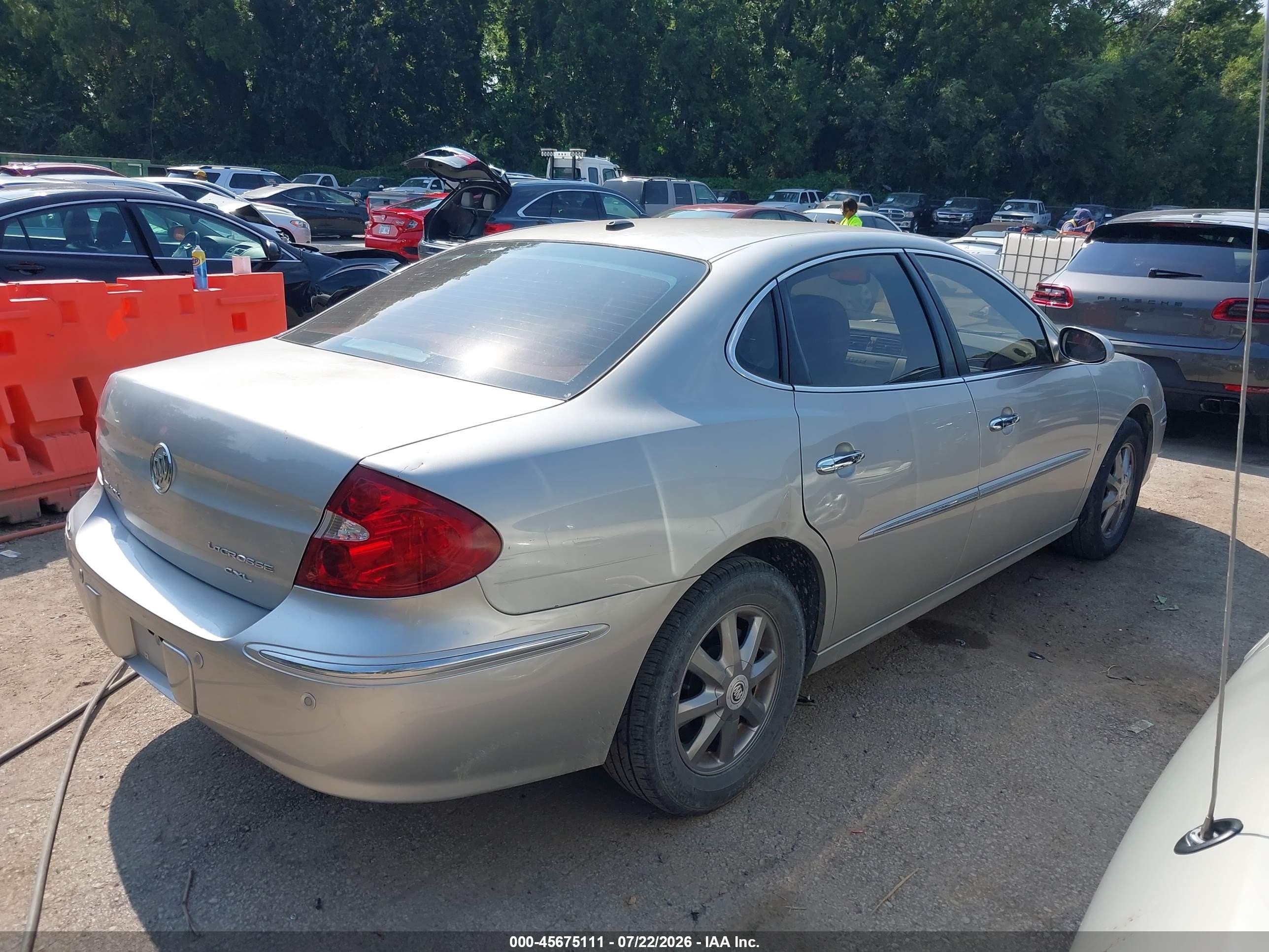 2008 Buick Lacrosse Cxl Silver vin: 2G4WD582881204624