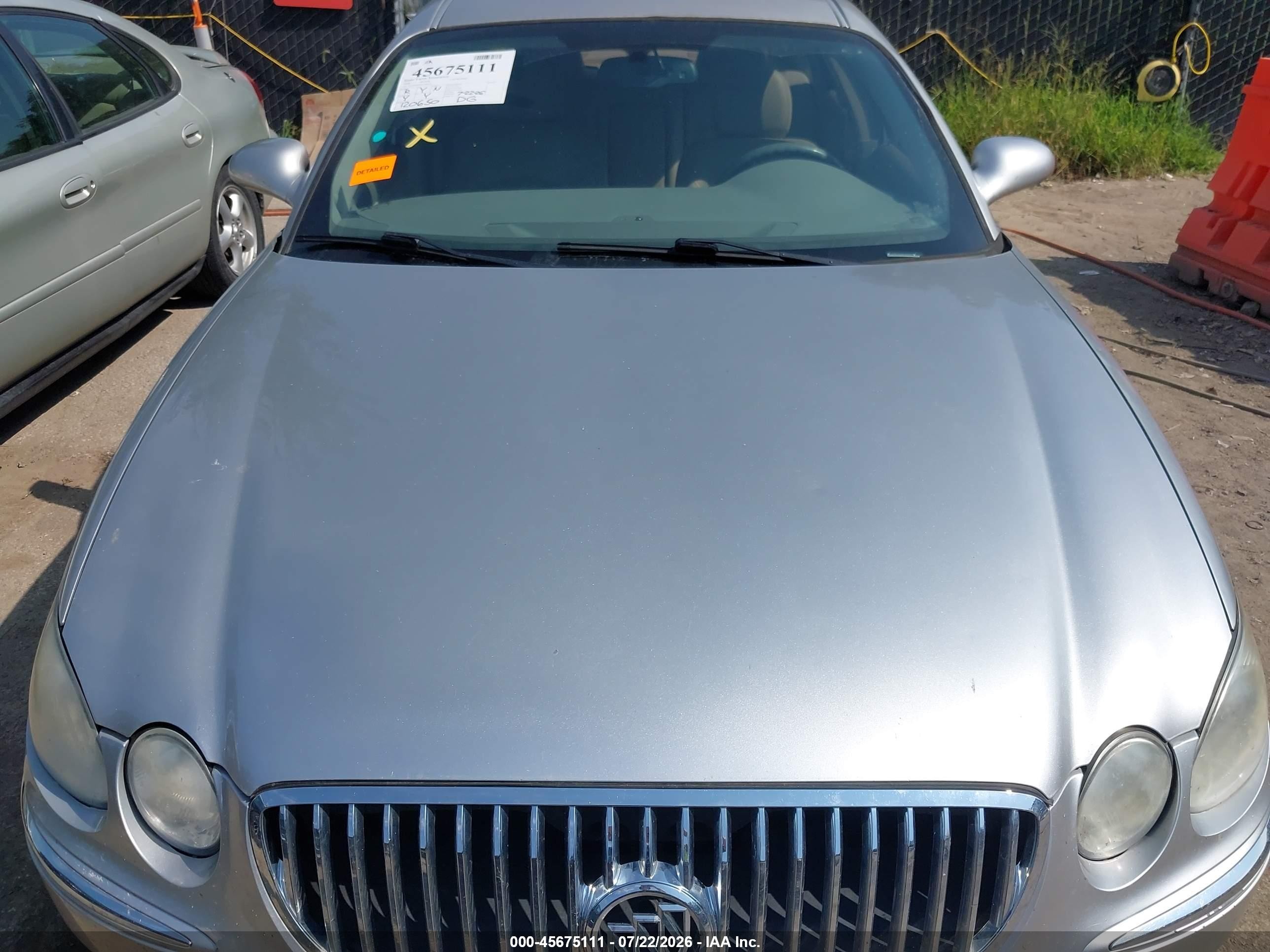 2008 Buick Lacrosse Cxl Silver vin: 2G4WD582881204624