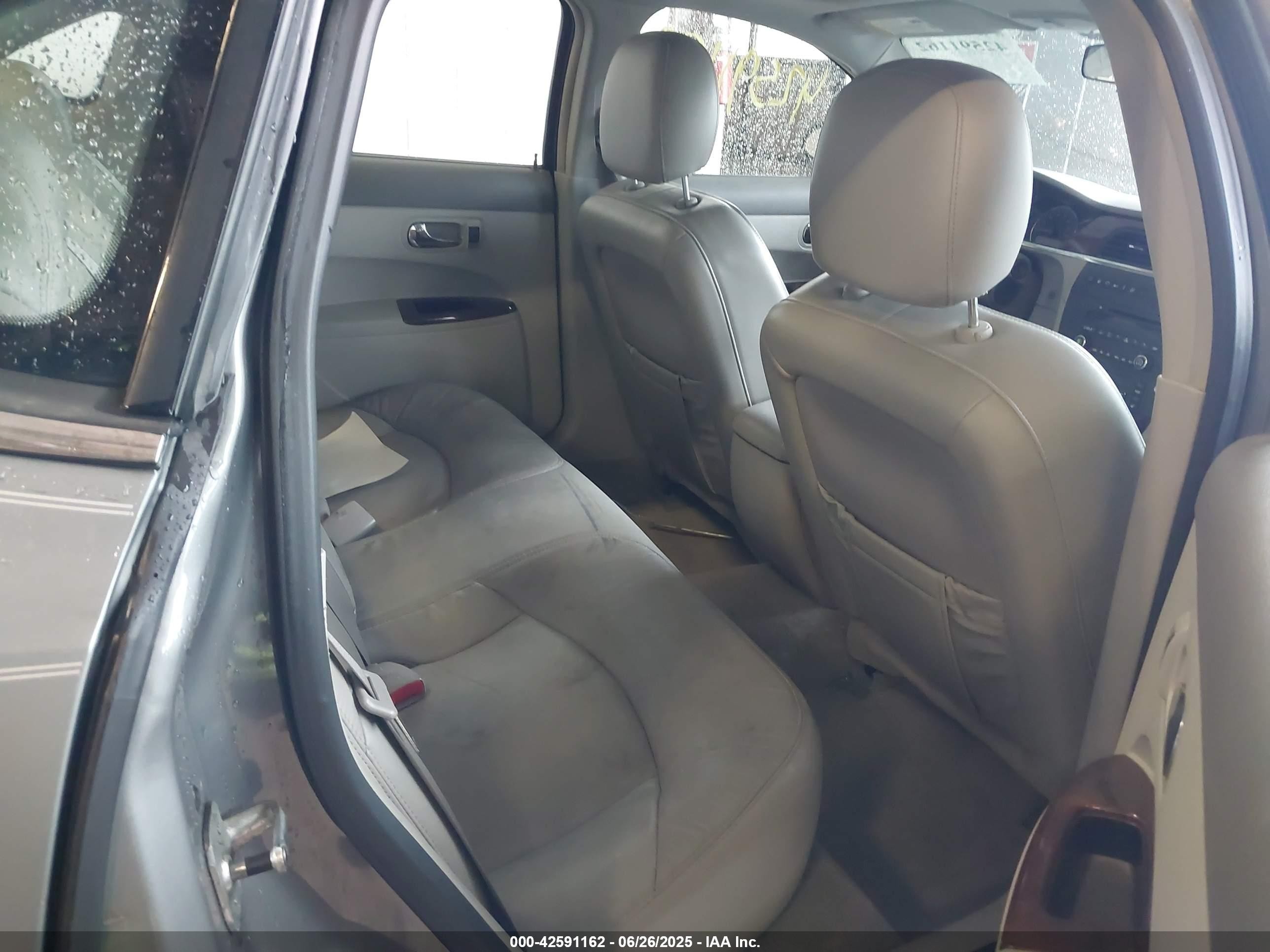 2009 Buick Lacrosse Cxl Gray vin: 2G4WD582891140151