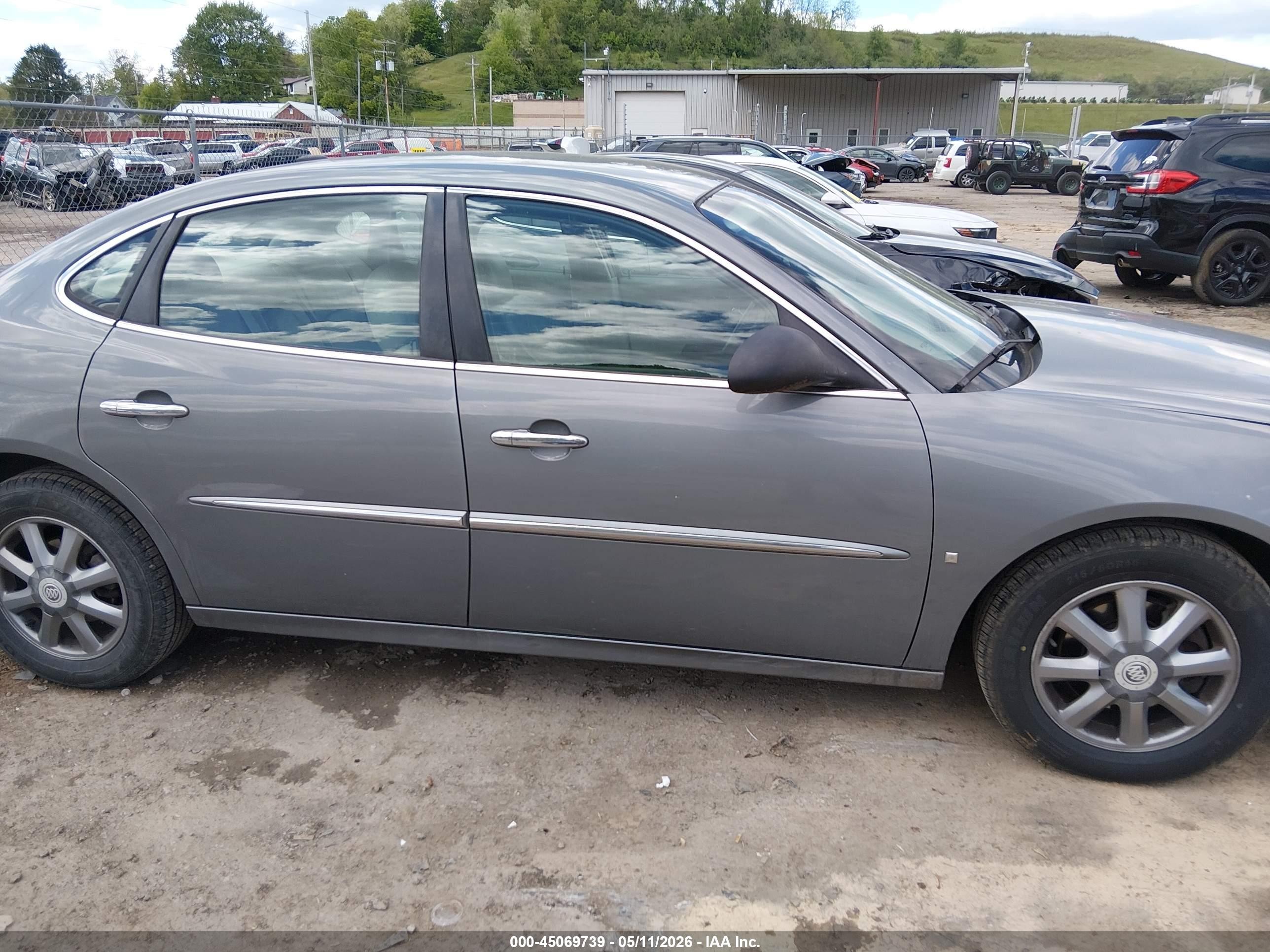 2009 Buick Lacrosse Cxl Gray vin: 2G4WD582891199474