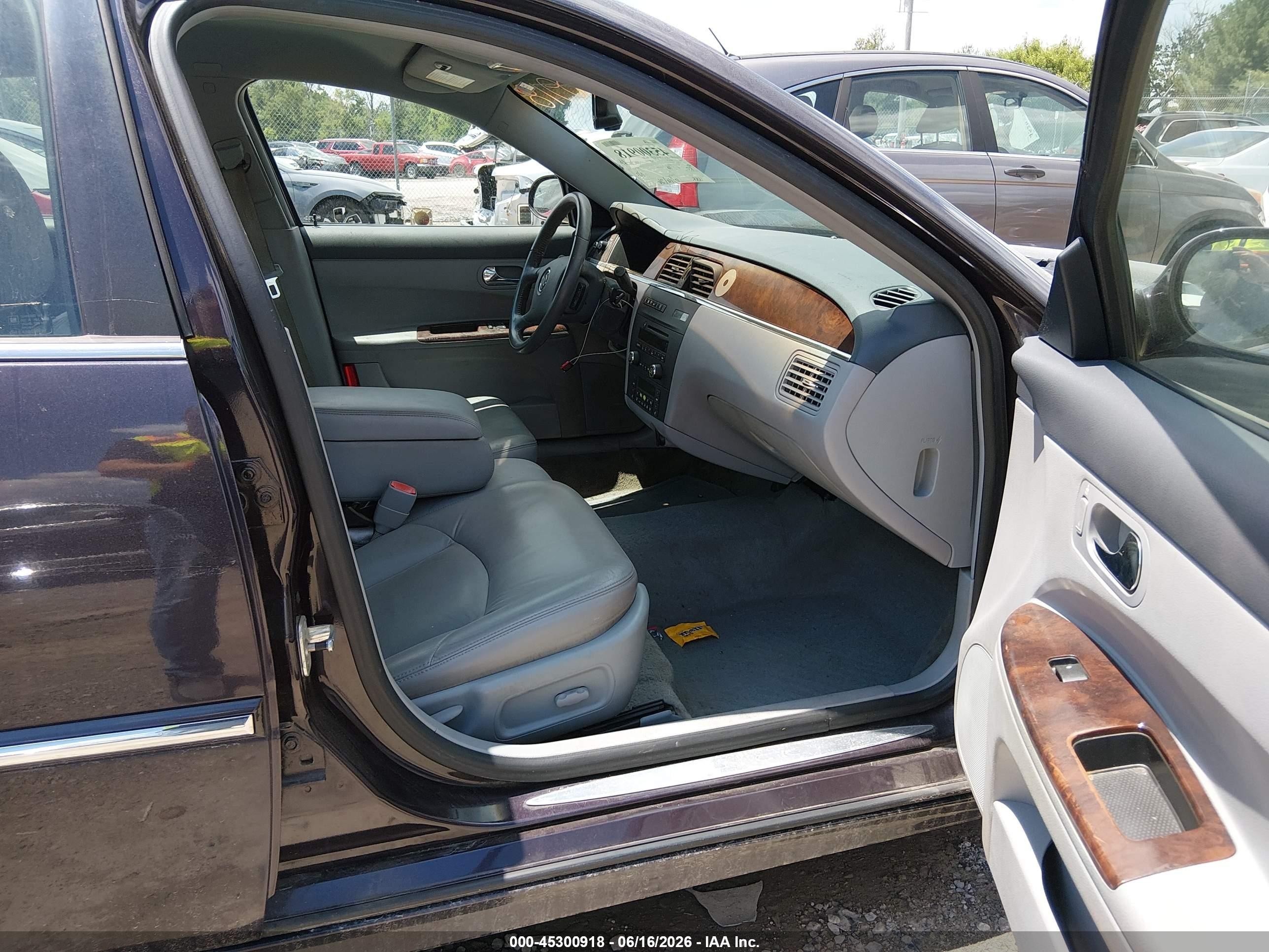 2007 Buick Lacrosse Cxl Gray vin: 2G4WD582971136302