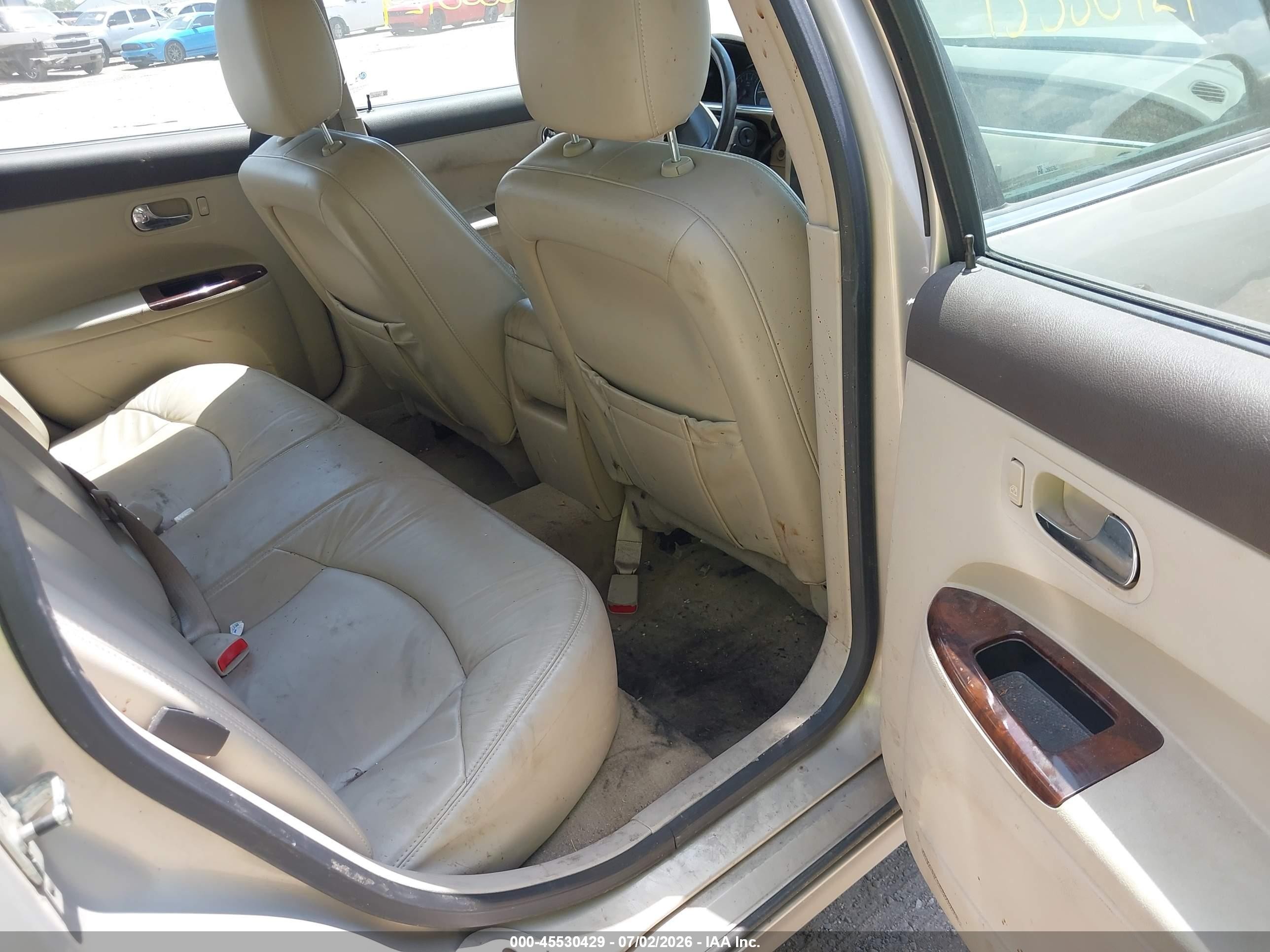 2008 Buick Lacrosse Cxl Beige vin: 2G4WD582981161847