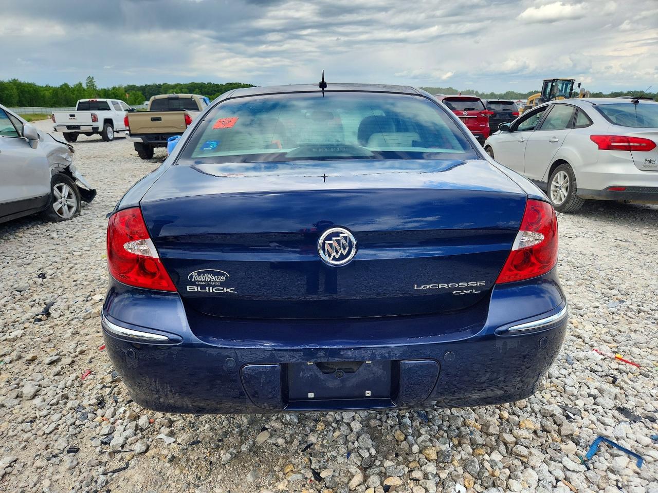 2008 Buick Lacrosse Cxl Blue vin: 2G4WD582X81376458
