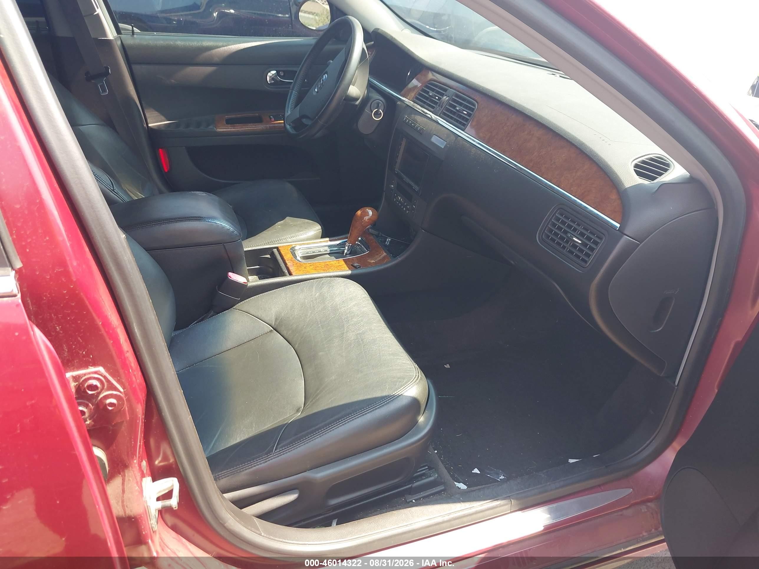 2005 Buick Lacrosse Cxs Red vin: 2G4WE537551211770