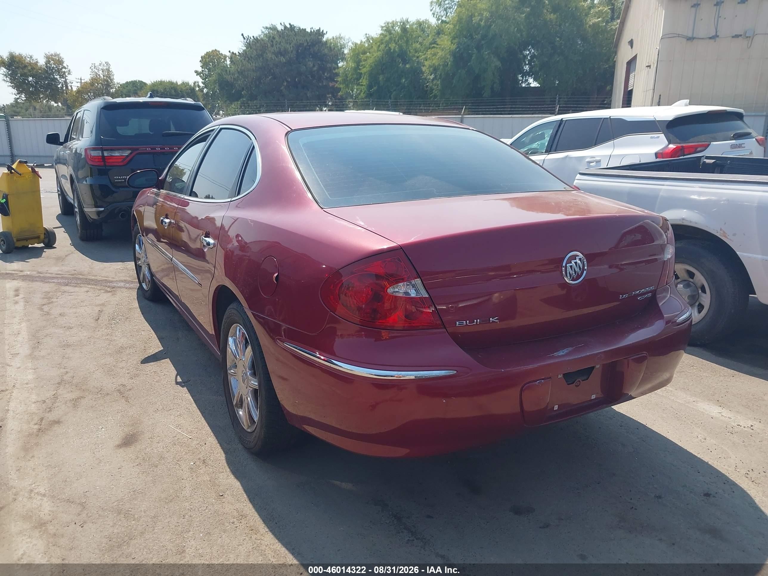 2005 Buick Lacrosse Cxs Red vin: 2G4WE537551211770