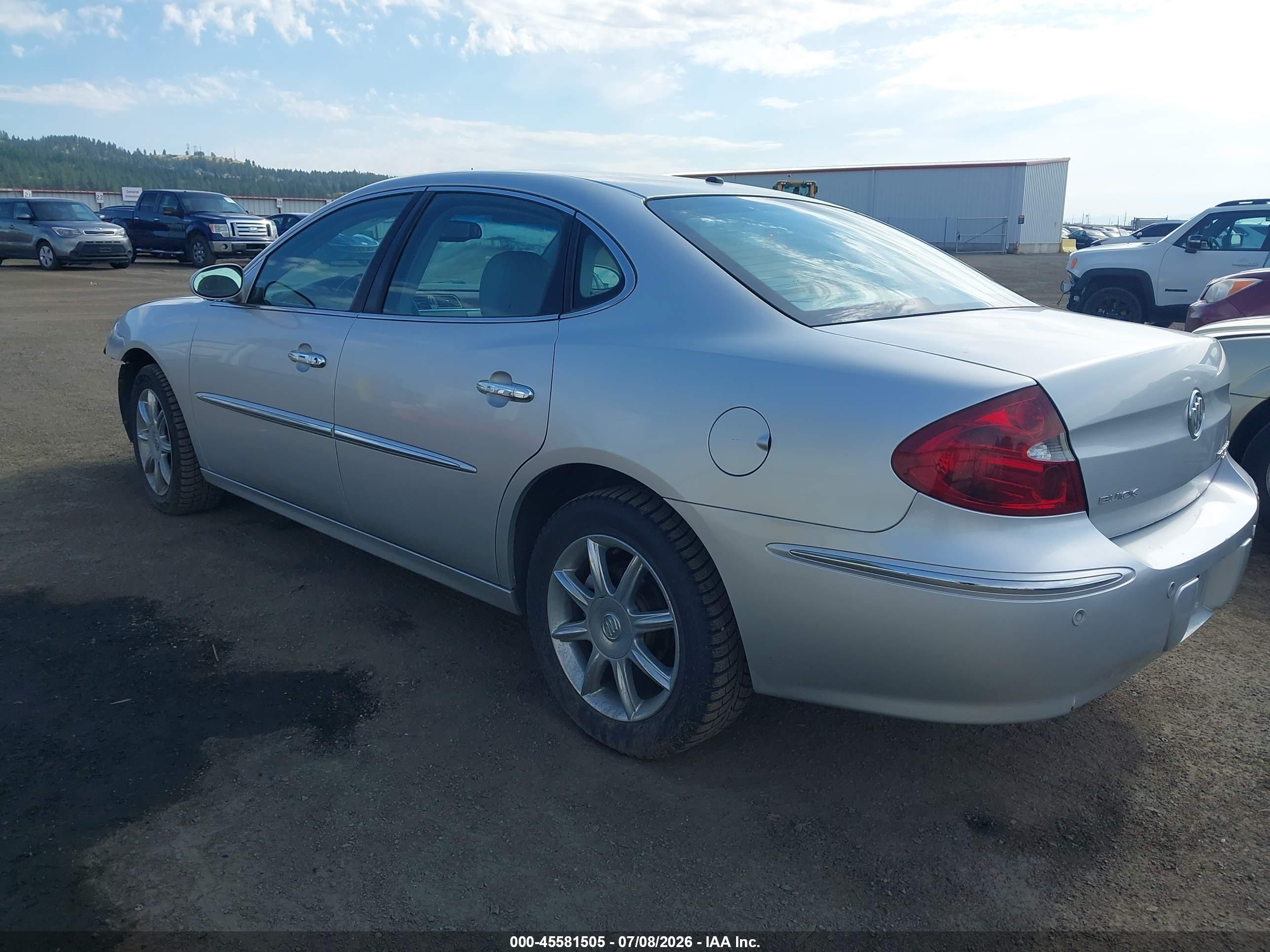 2005 Buick Lacrosse Cxs Silver vin: 2G4WE537751286020