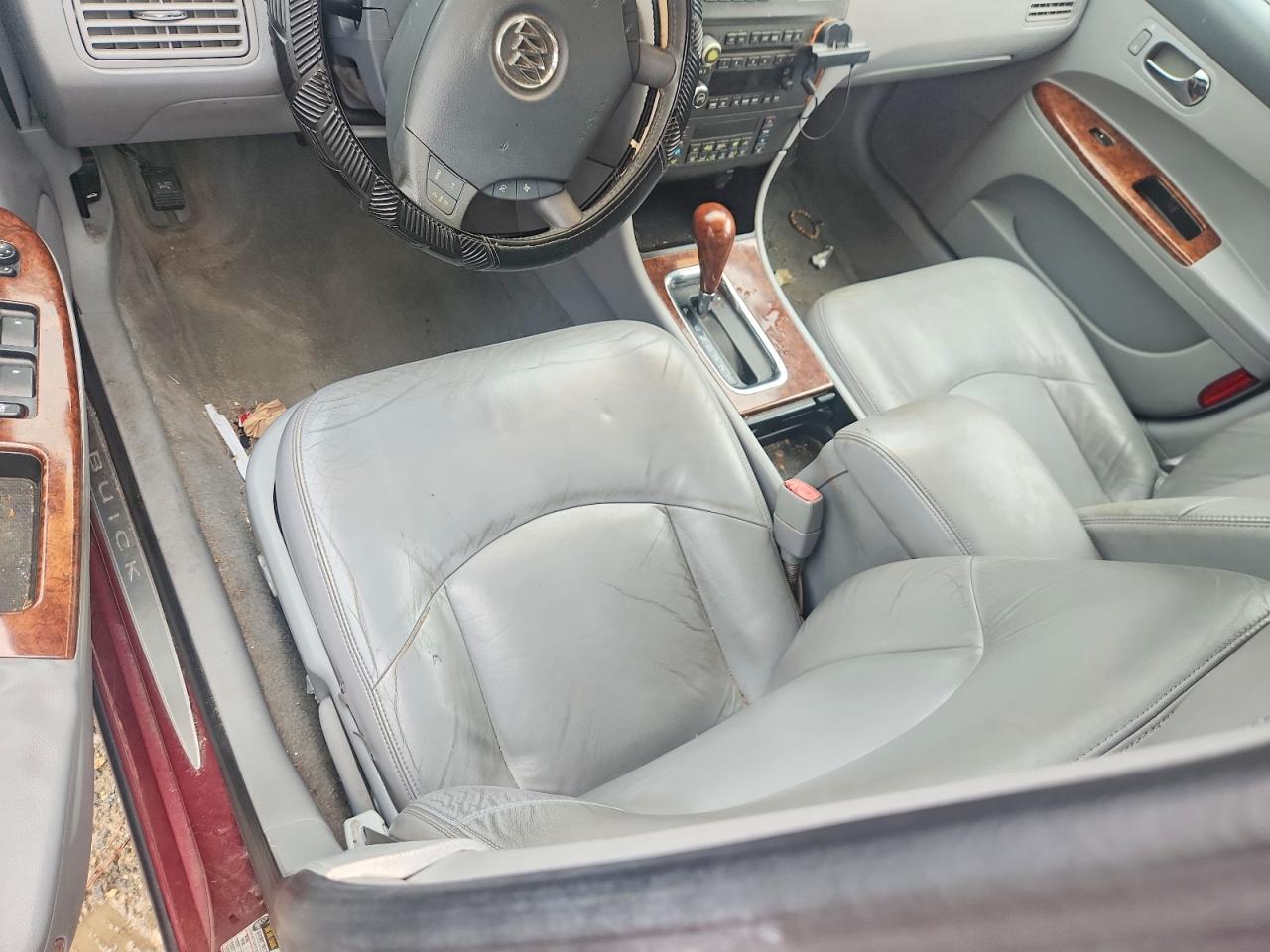 2005 Buick Lacrosse Cxs Burgundy vin: 2G4WE567451200707
