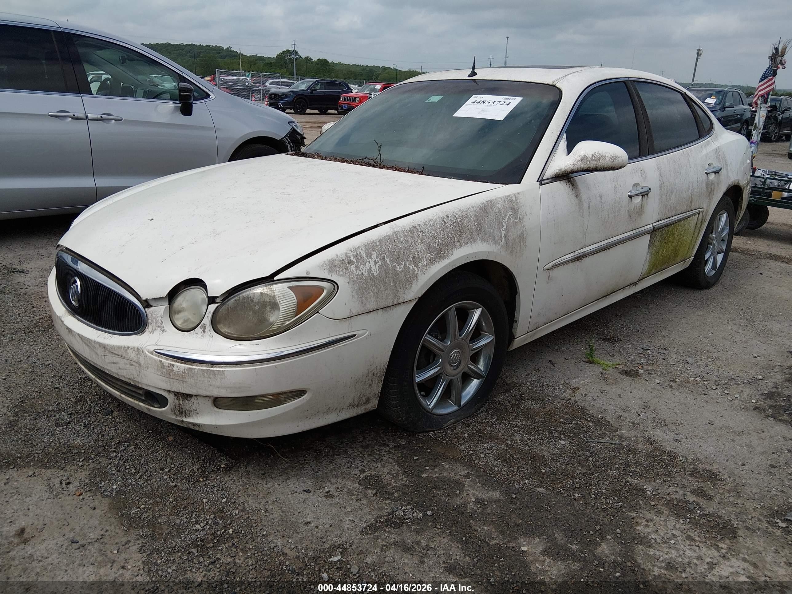 2005 Buick Lacrosse Cxs White vin: 2G4WE567951290274