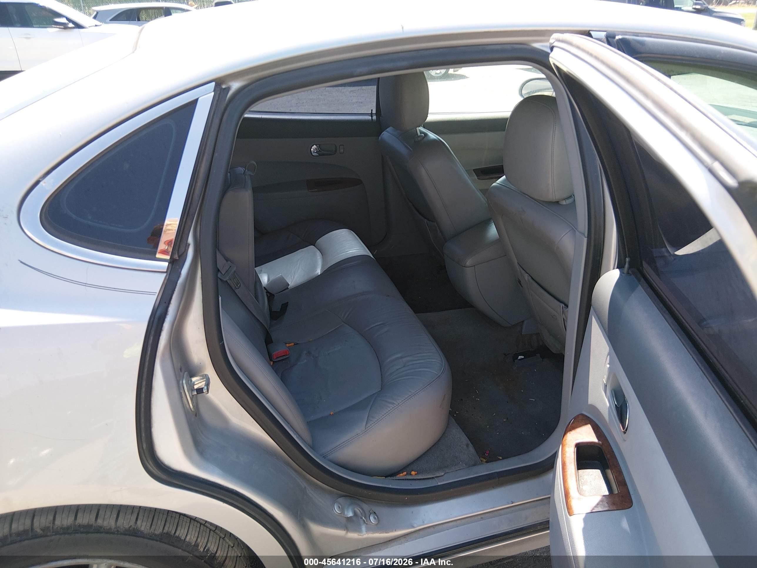 2006 Buick Lacrosse Cxs Silver vin: 2G4WE587061248963