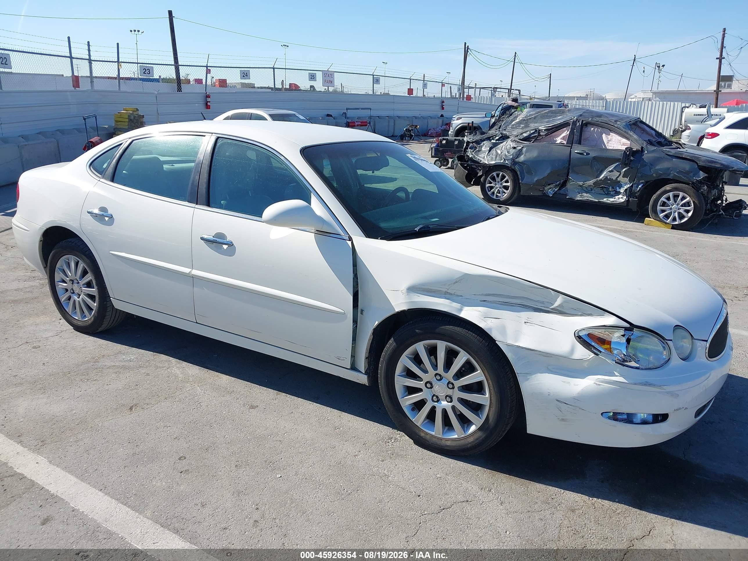 2007 Buick Lacrosse Cxs Белый vin: 2G4WE587071106355