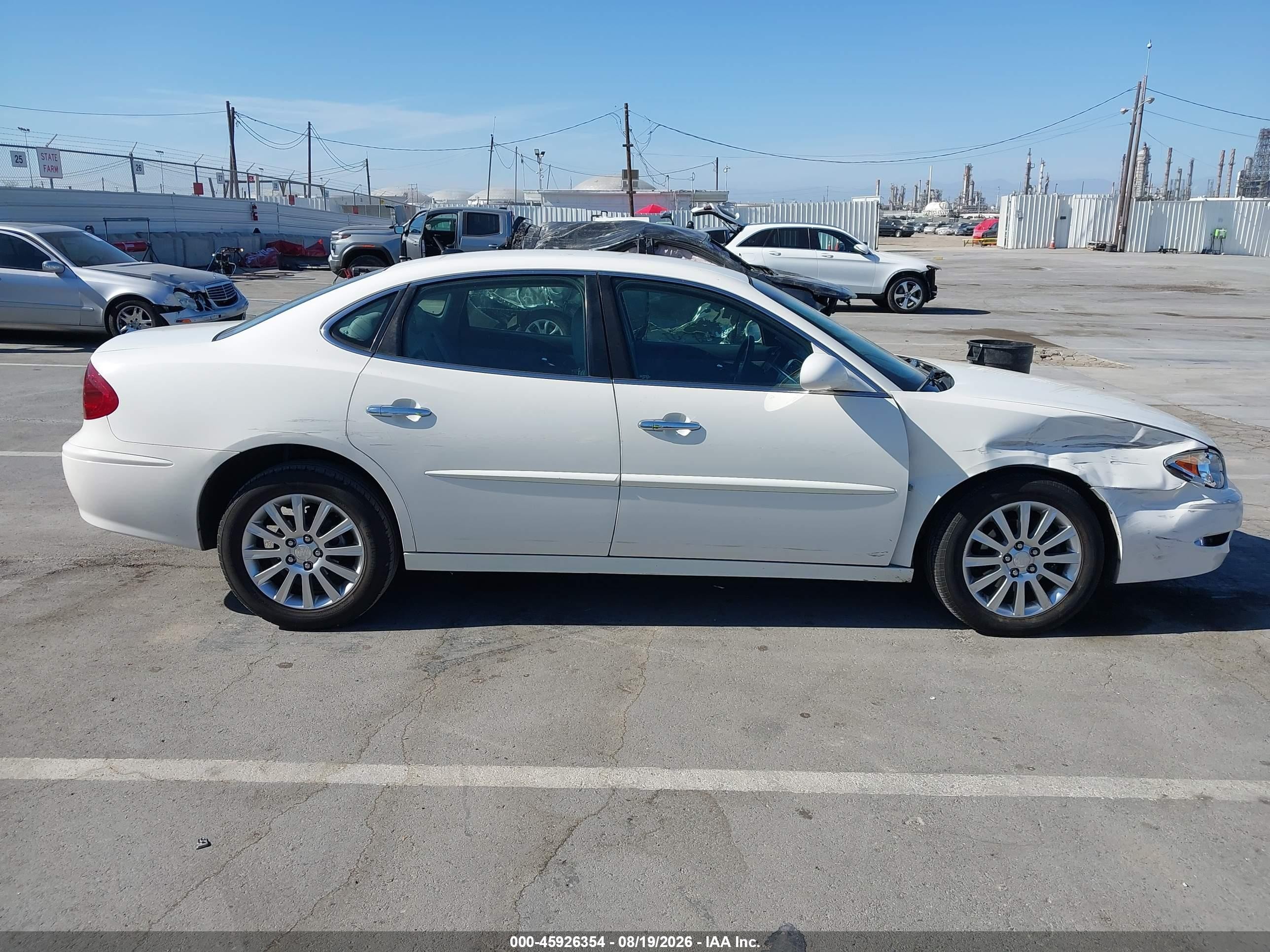 2007 Buick Lacrosse Cxs Белый vin: 2G4WE587071106355