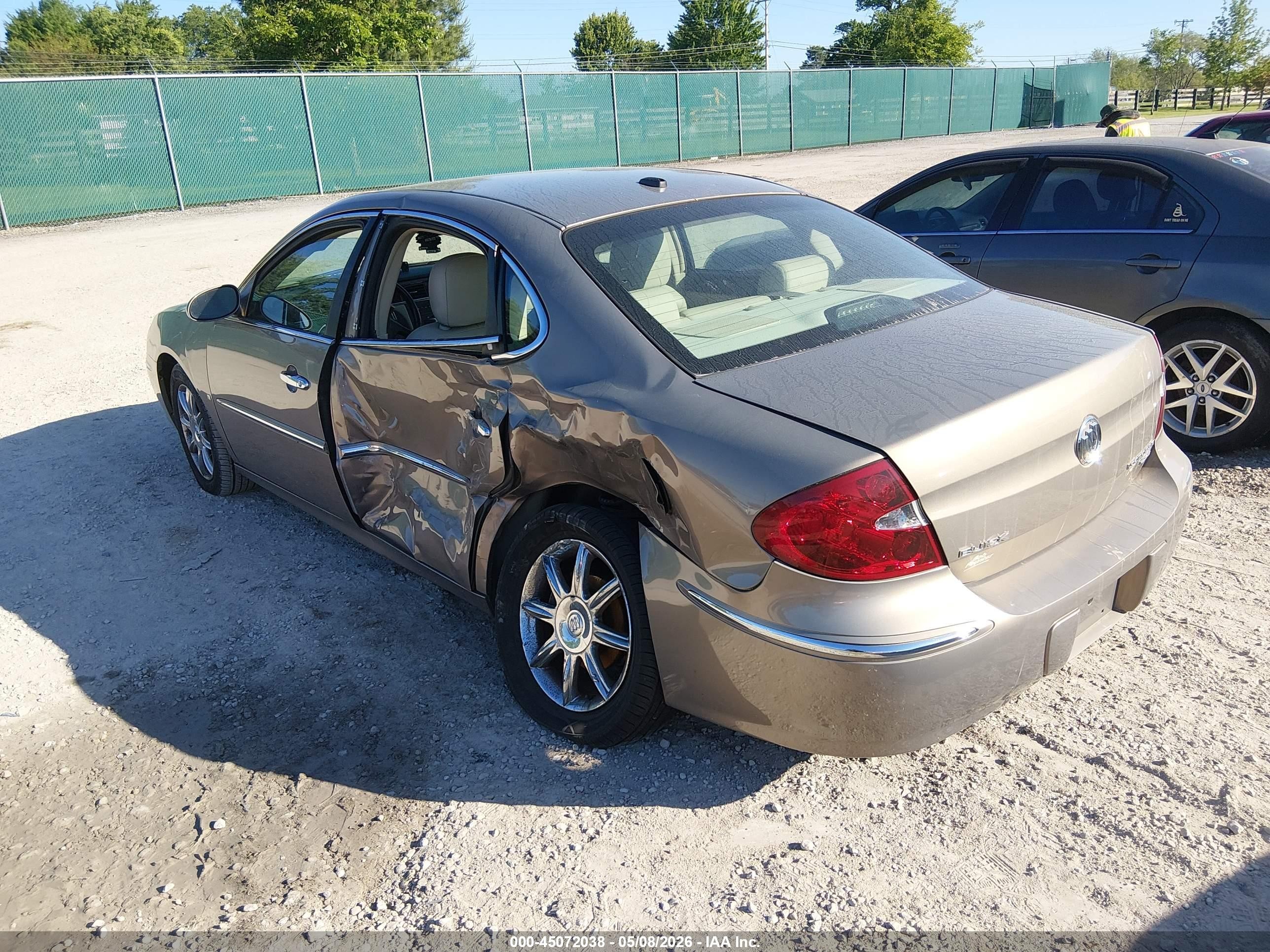 2007 Buick Lacrosse Cxs Champagne vin: 2G4WE587371116233