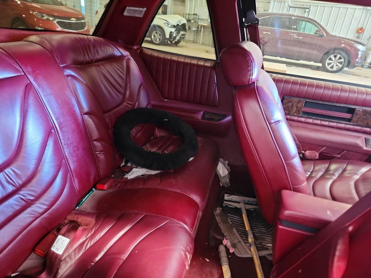 1994 Buick Regal Gran Sport Burgundy vin: 2G4WF15L0R1420601