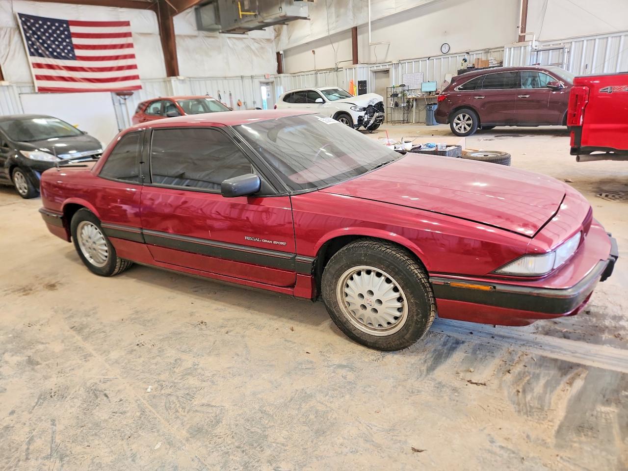 1994 Buick Regal Gran Sport Burgundy vin: 2G4WF15L0R1420601