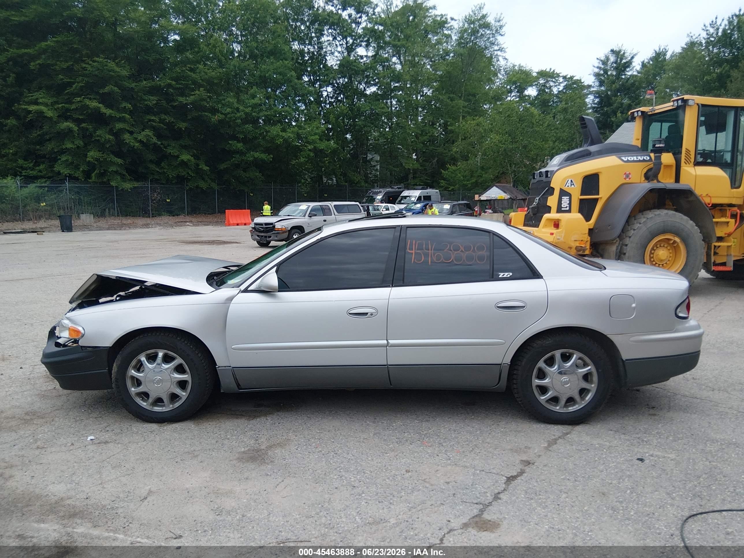 2004 Buick Regal Gs Silver vin: 2G4WF521241167638