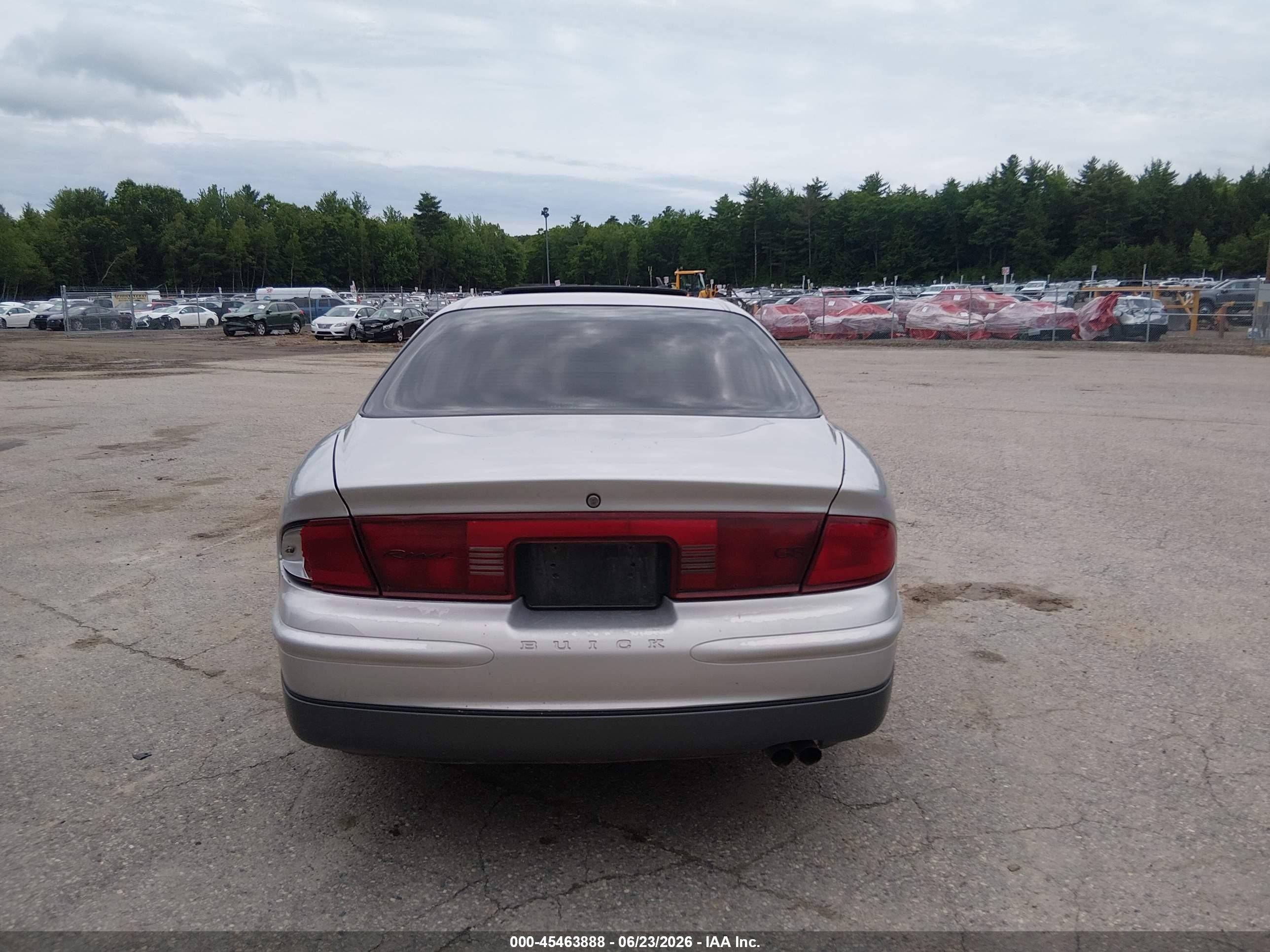 2004 Buick Regal Gs Silver vin: 2G4WF521241167638