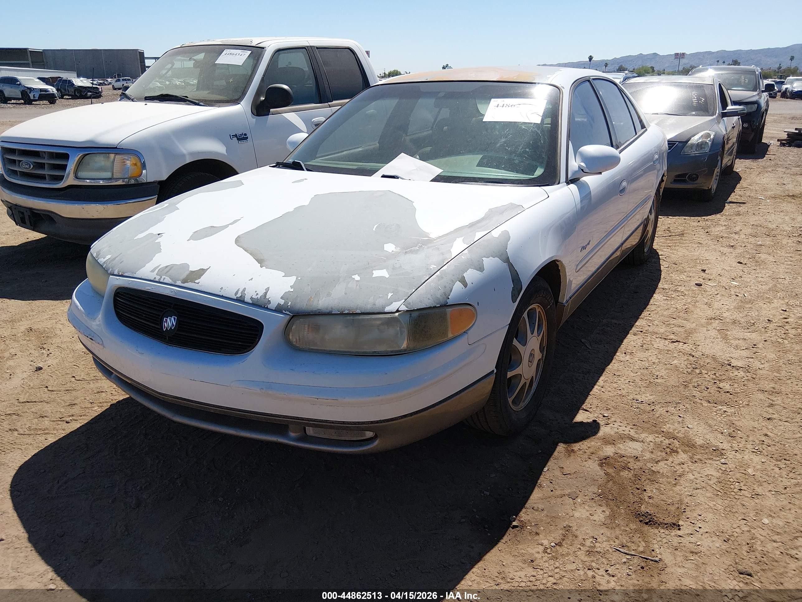 1998 Buick Regal Gs White vin: 2G4WF5215W1431423