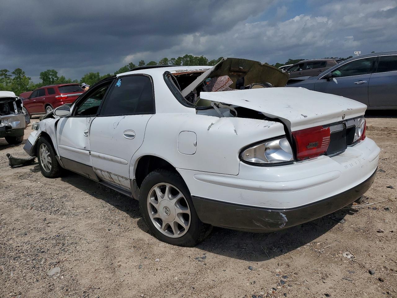 1998 Buick Regal Gs Белый vin: 2G4WF5216W1471154