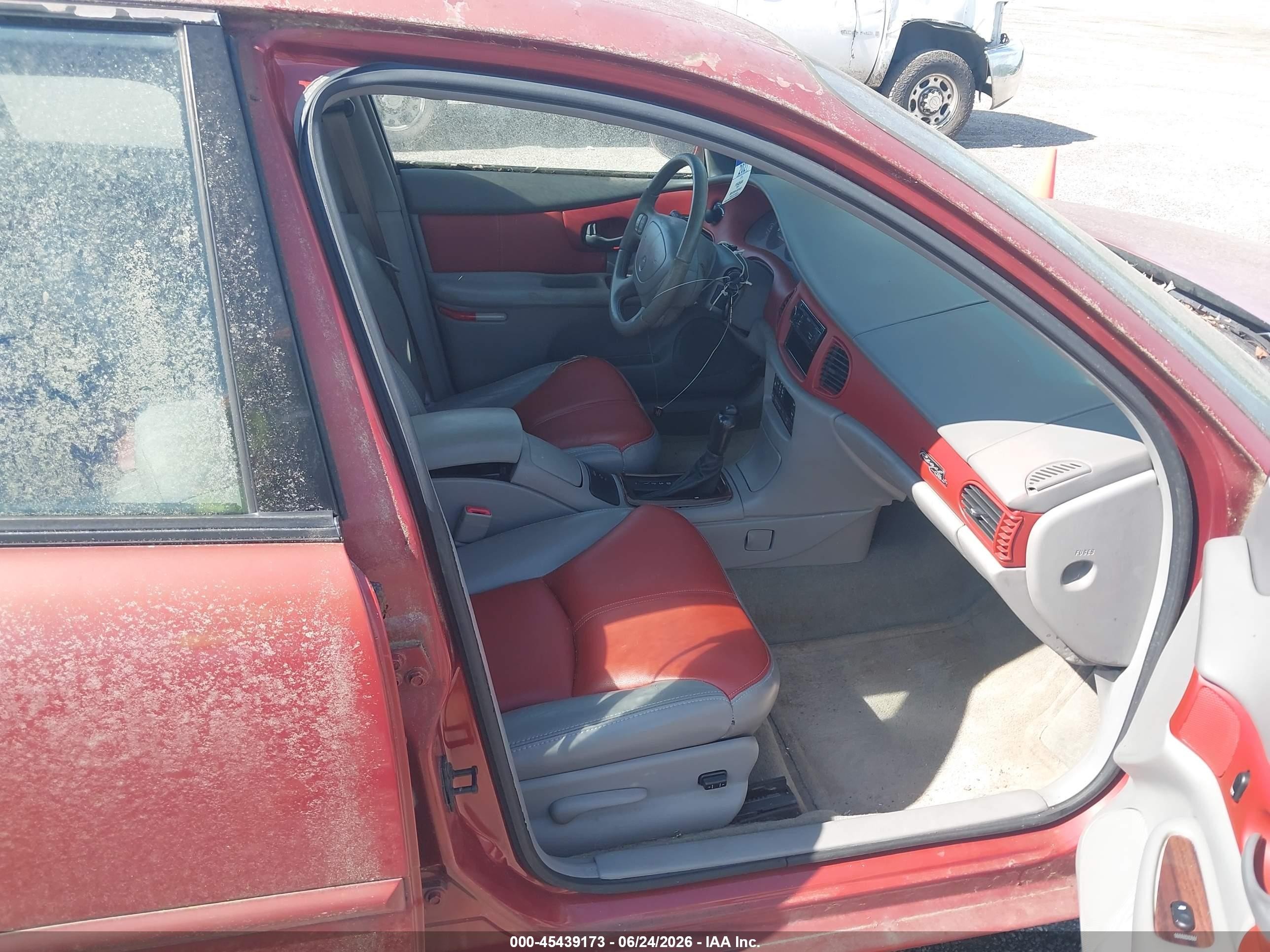 1998 Buick Regal Gs Red vin: 2G4WF5217W1432332