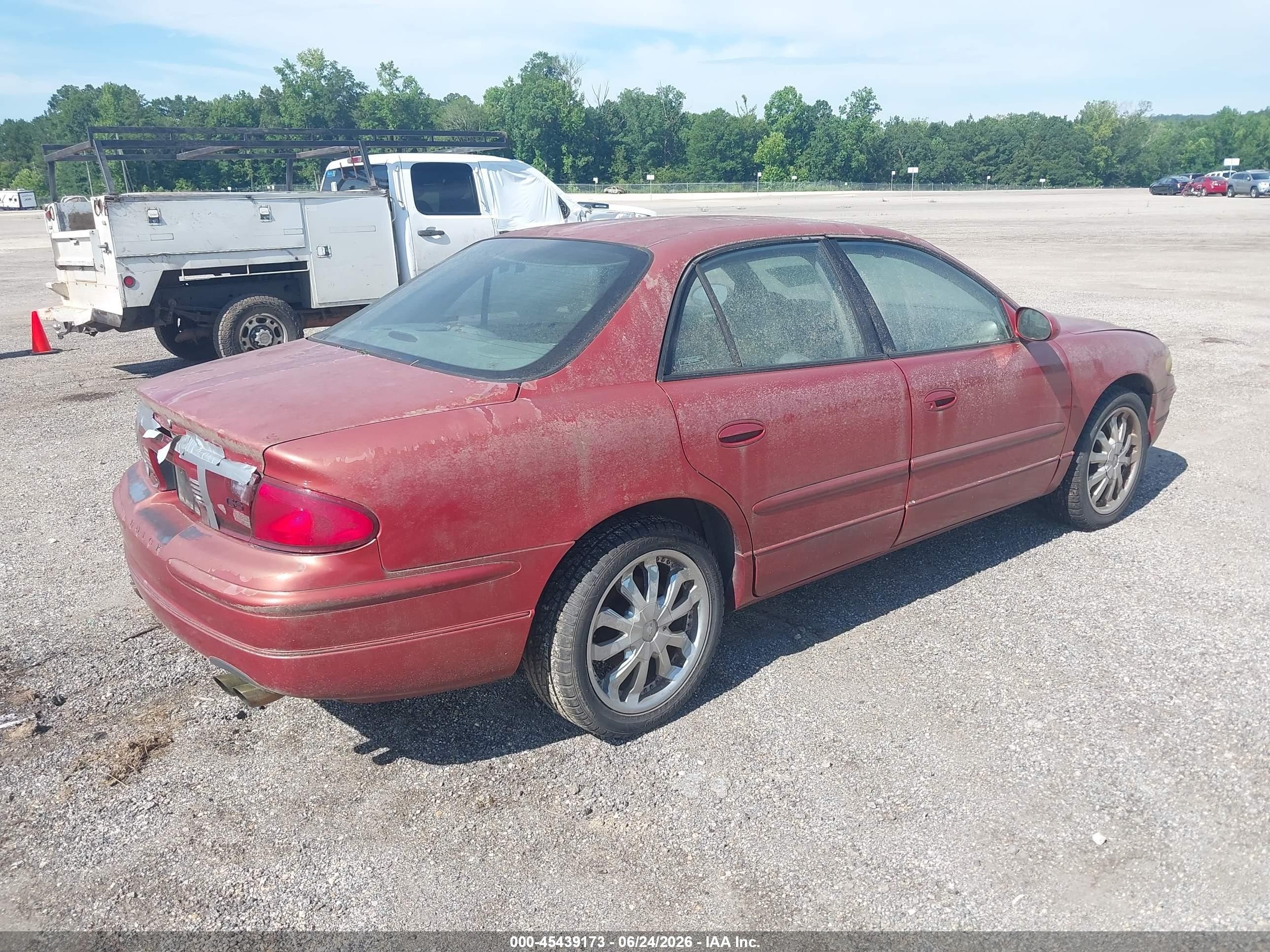 1998 Buick Regal Gs Red vin: 2G4WF5217W1432332