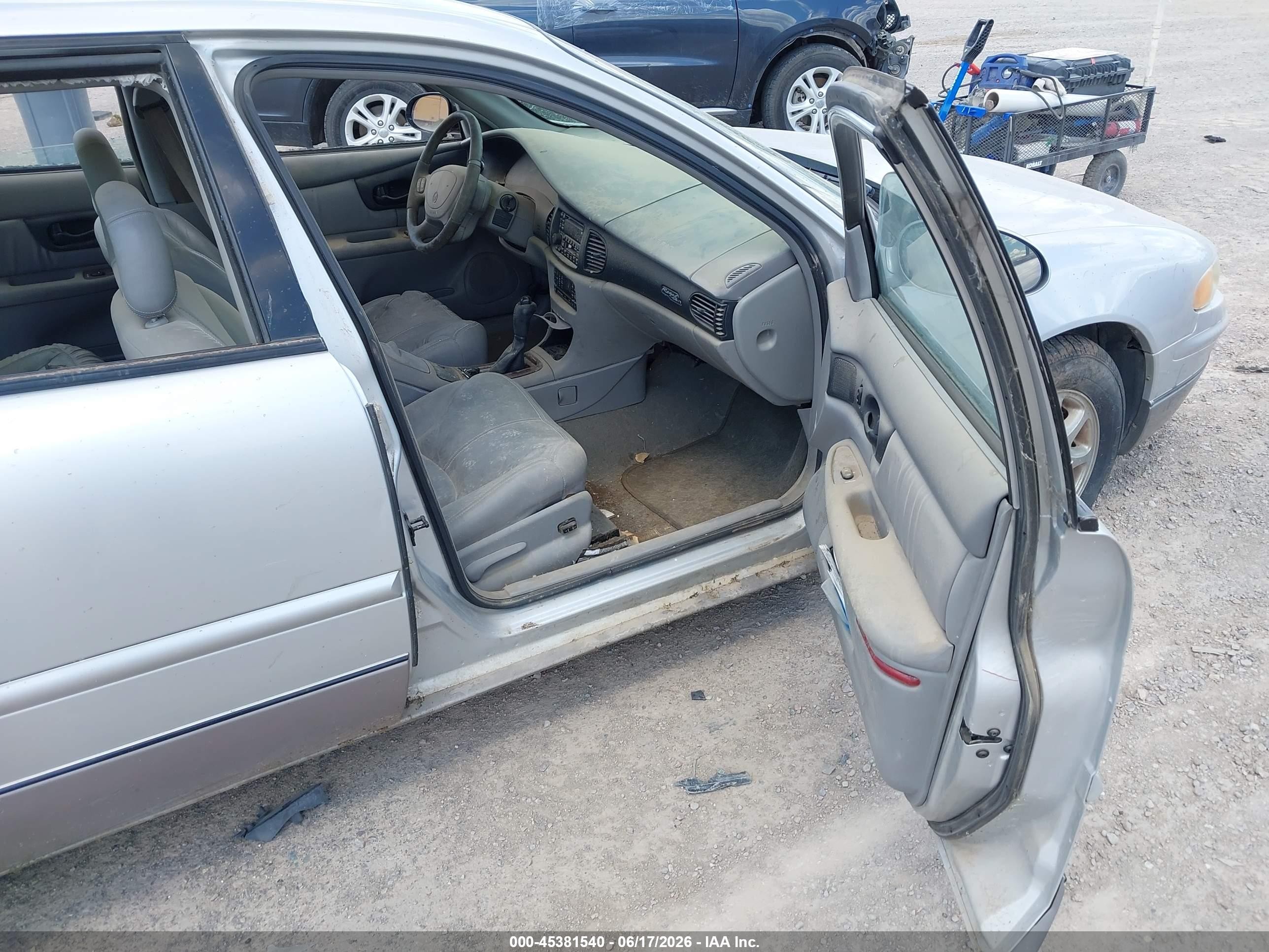 2000 Buick Regal Gs Silver vin: 2G4WF5510Y1313245