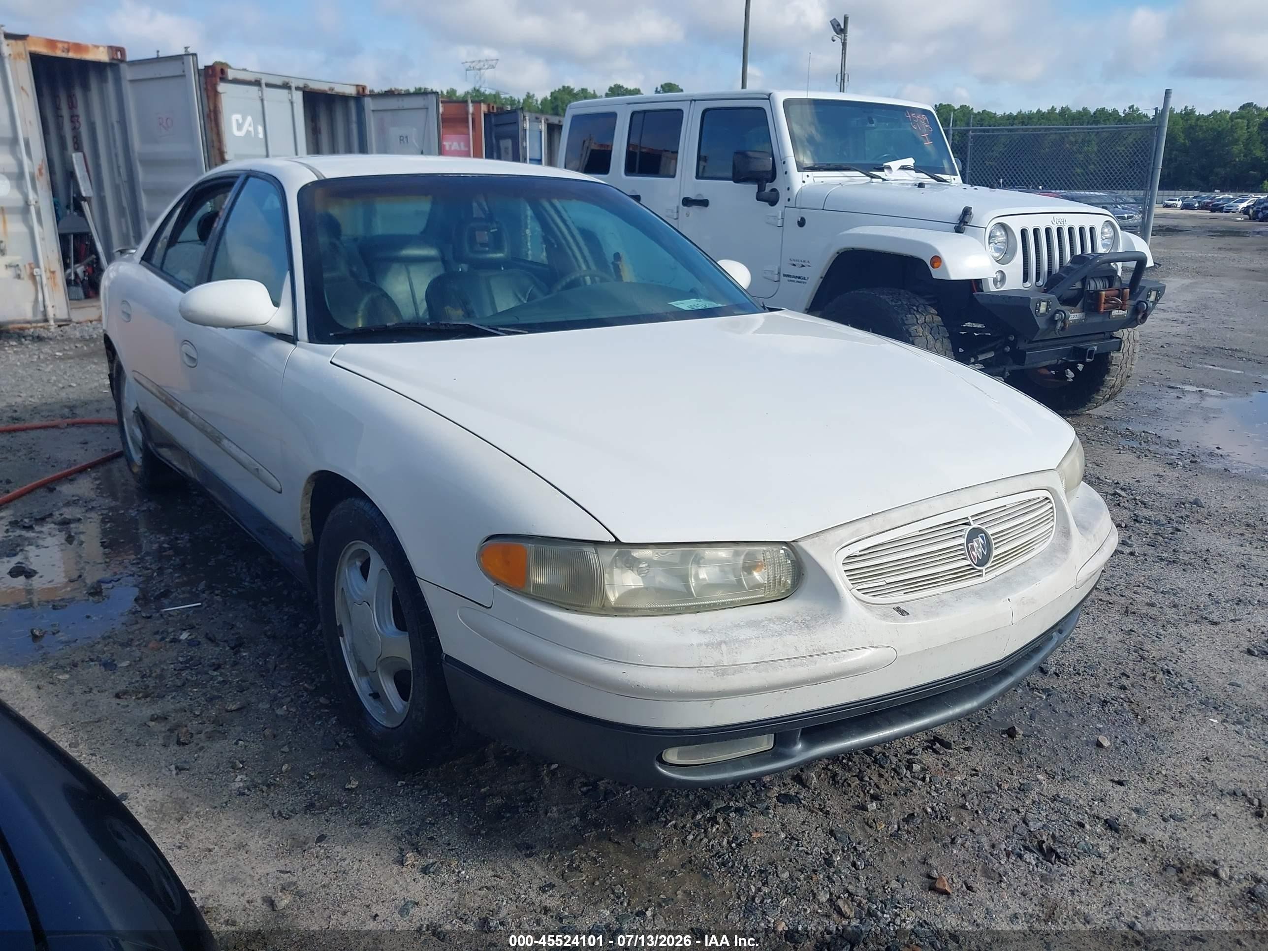 2002 Buick Regal Gs Белый vin: 2G4WF551321238905