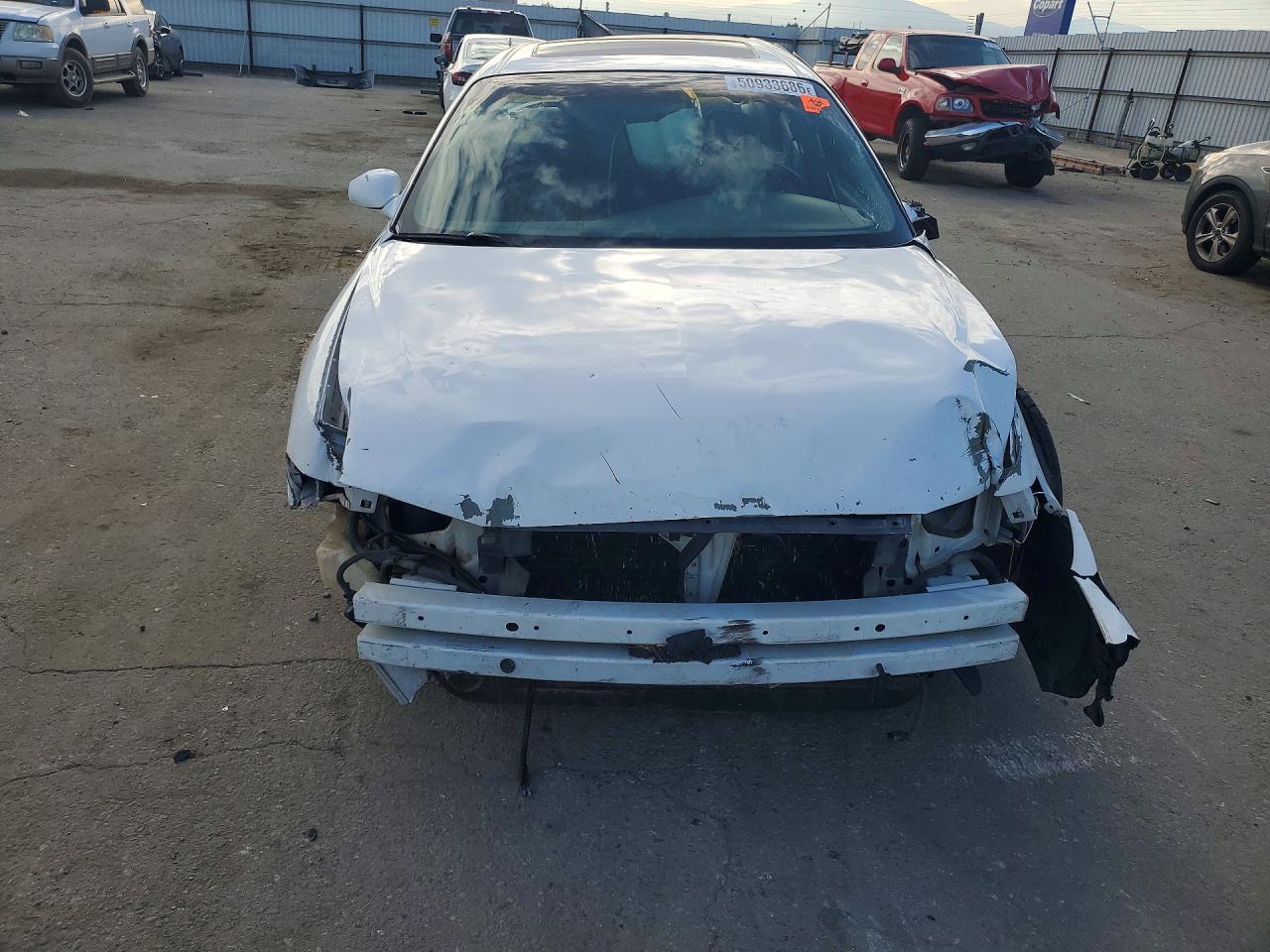2000 Buick Regal Gs White vin: 2G4WF5519Y1297028