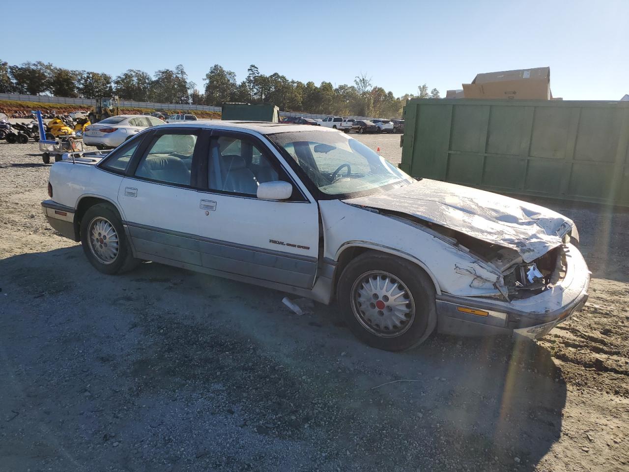 1994 Buick Regal Gran Sport White vin: 2G4WF55L2R1441425