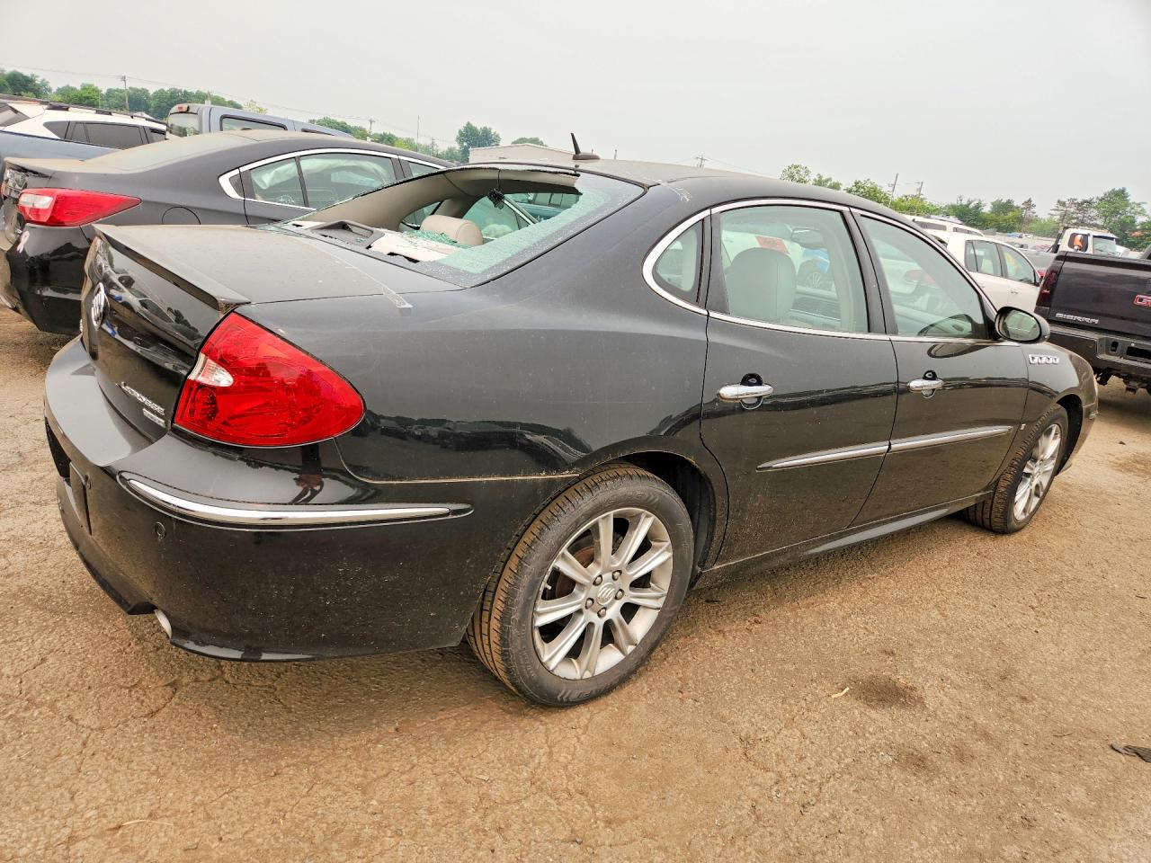 2008 Buick Lacrosse Super Series Black vin: 2G4WN58C081156980
