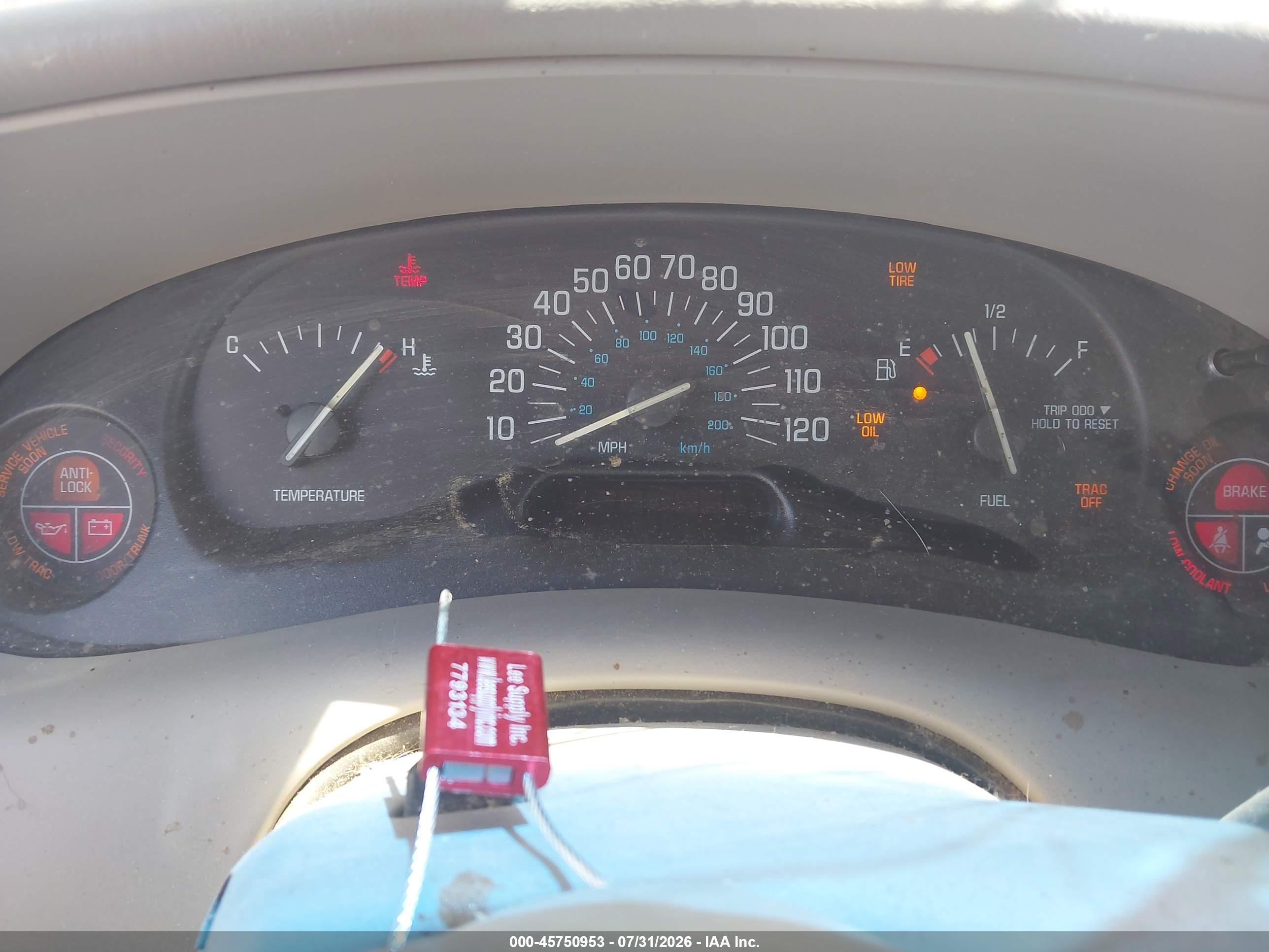 2002 Buick Century Custom Maroon vin: 2G4WS52J021237274