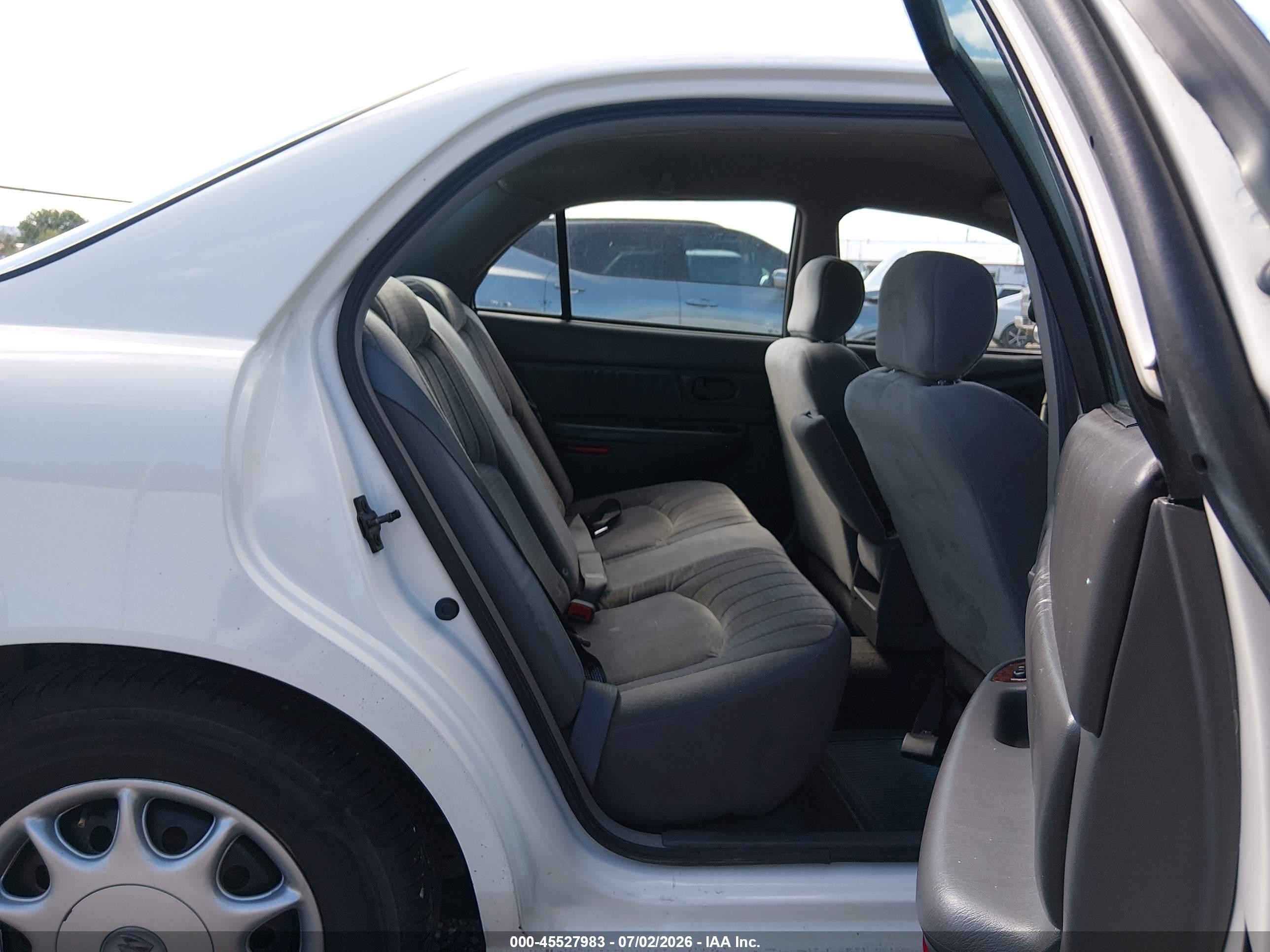 2003 Buick Century Custom White vin: 2G4WS52J031125446