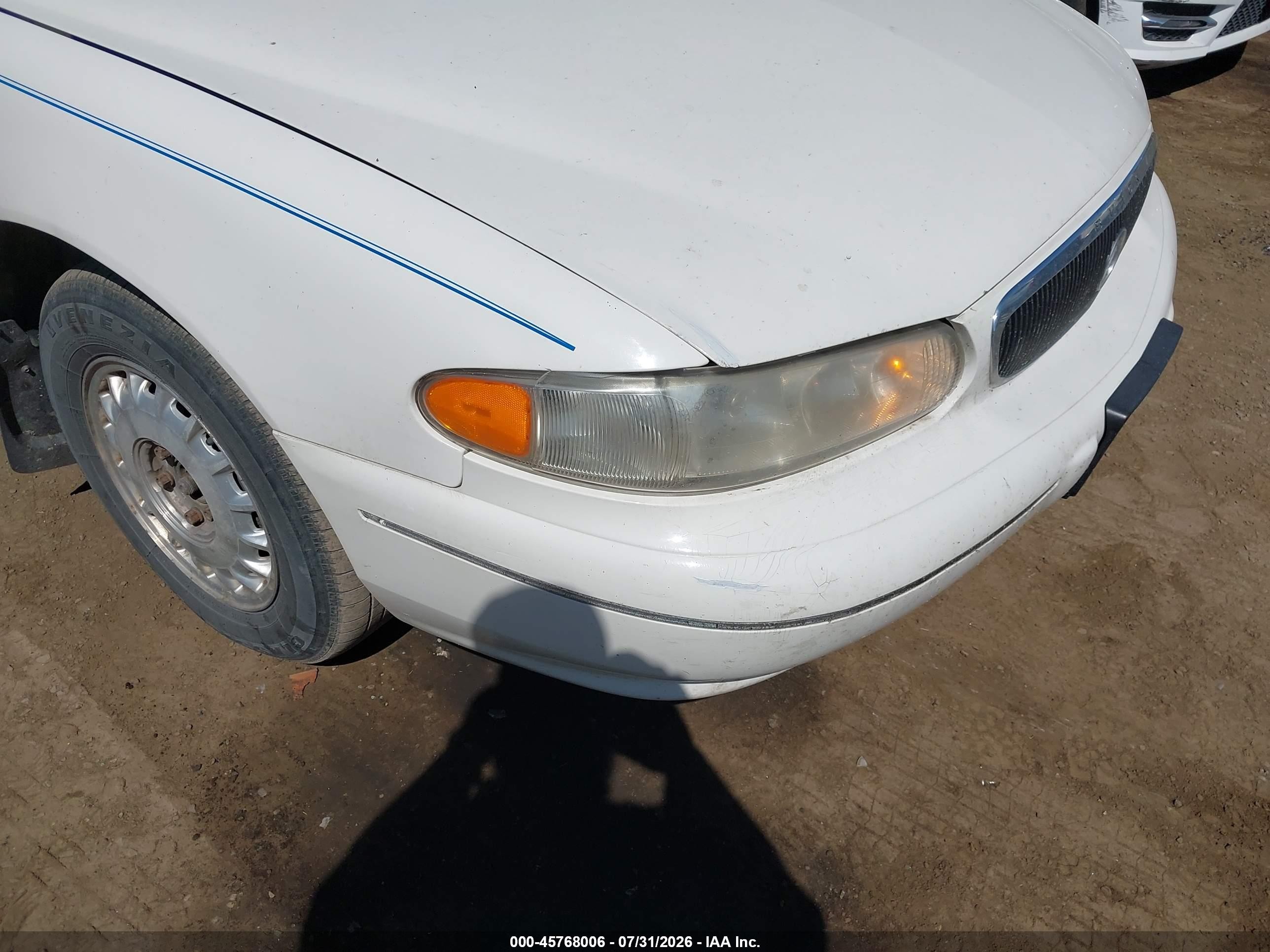 2003 Buick Century Custom White vin: 2G4WS52J031194668