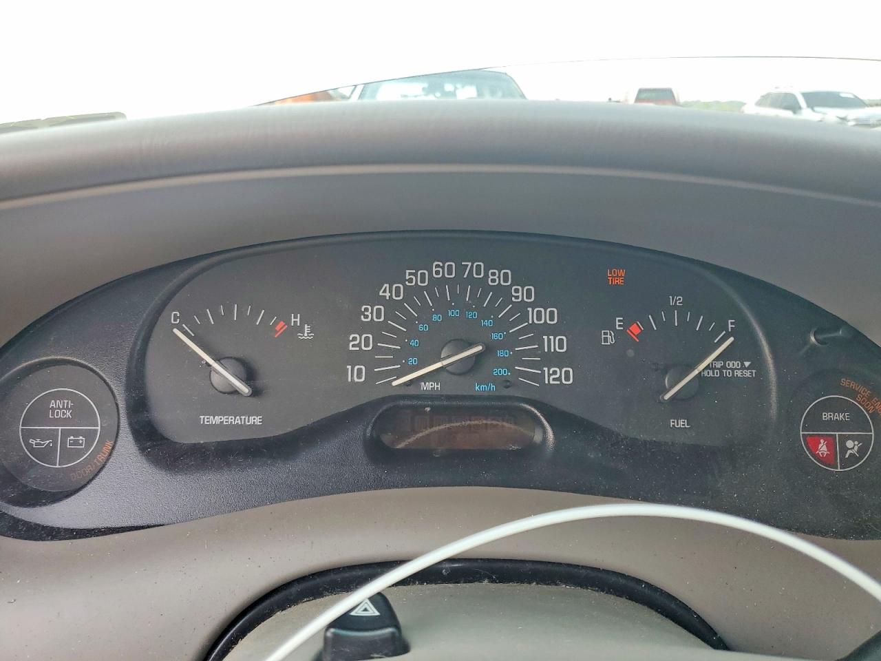 2003 Buick Century Custom Silver vin: 2G4WS52J031257994