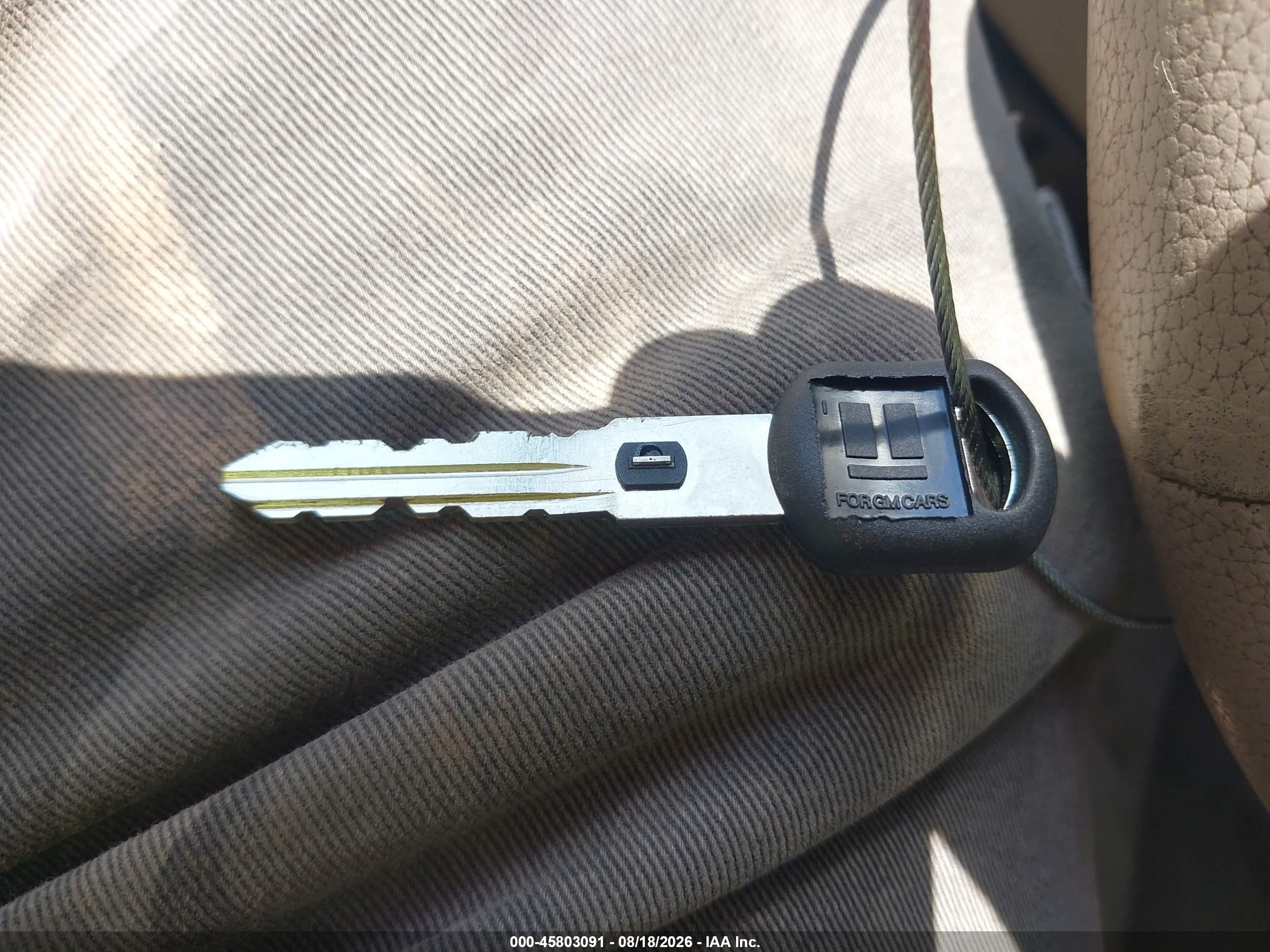 2004 Buick Century   Gold vin: 2G4WS52J041188452