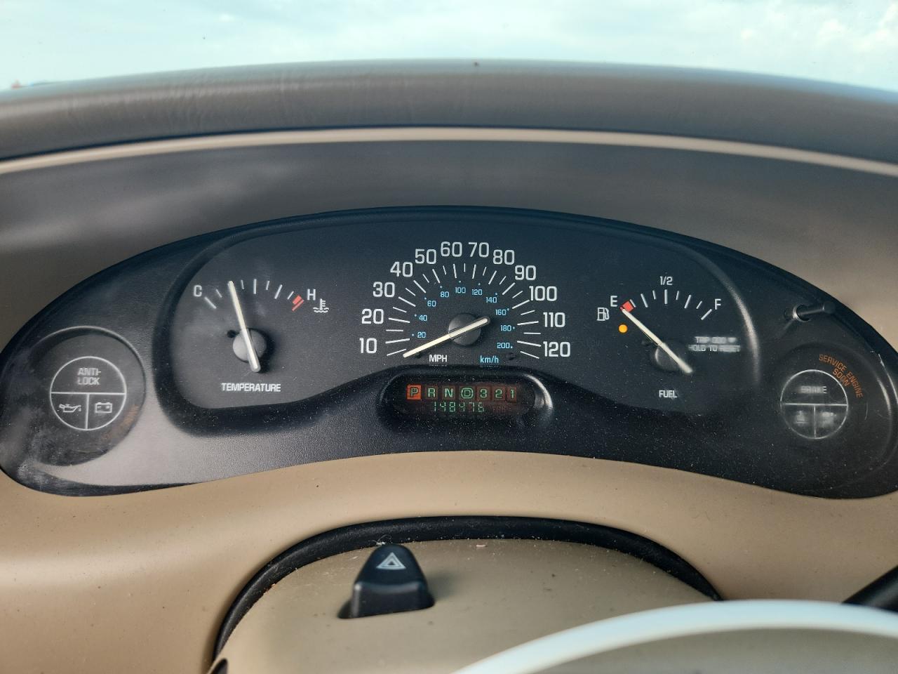 2004 Buick Century Custom Beige vin: 2G4WS52J041211566