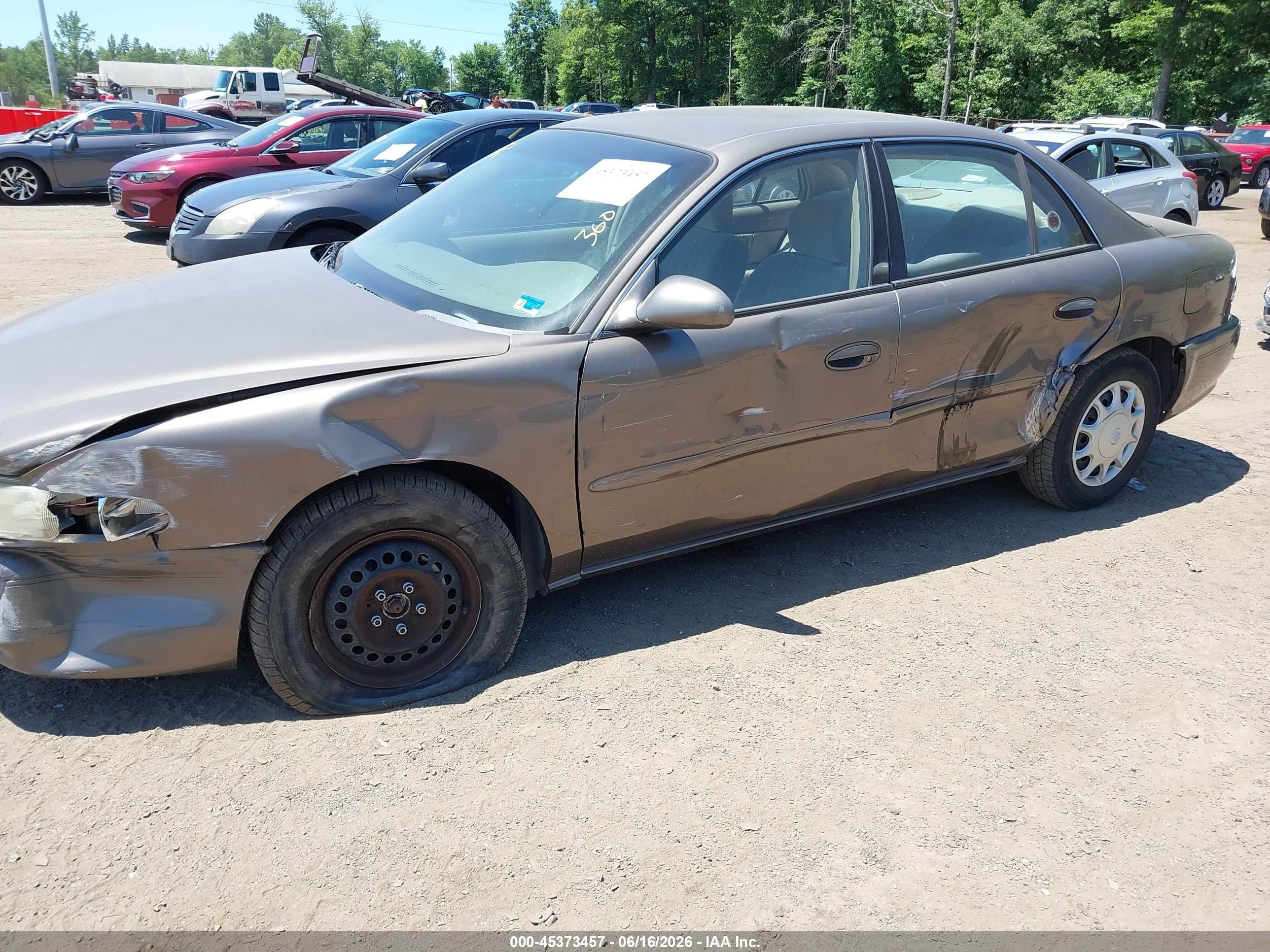 2004 Buick Century   Gold vin: 2G4WS52J041318455
