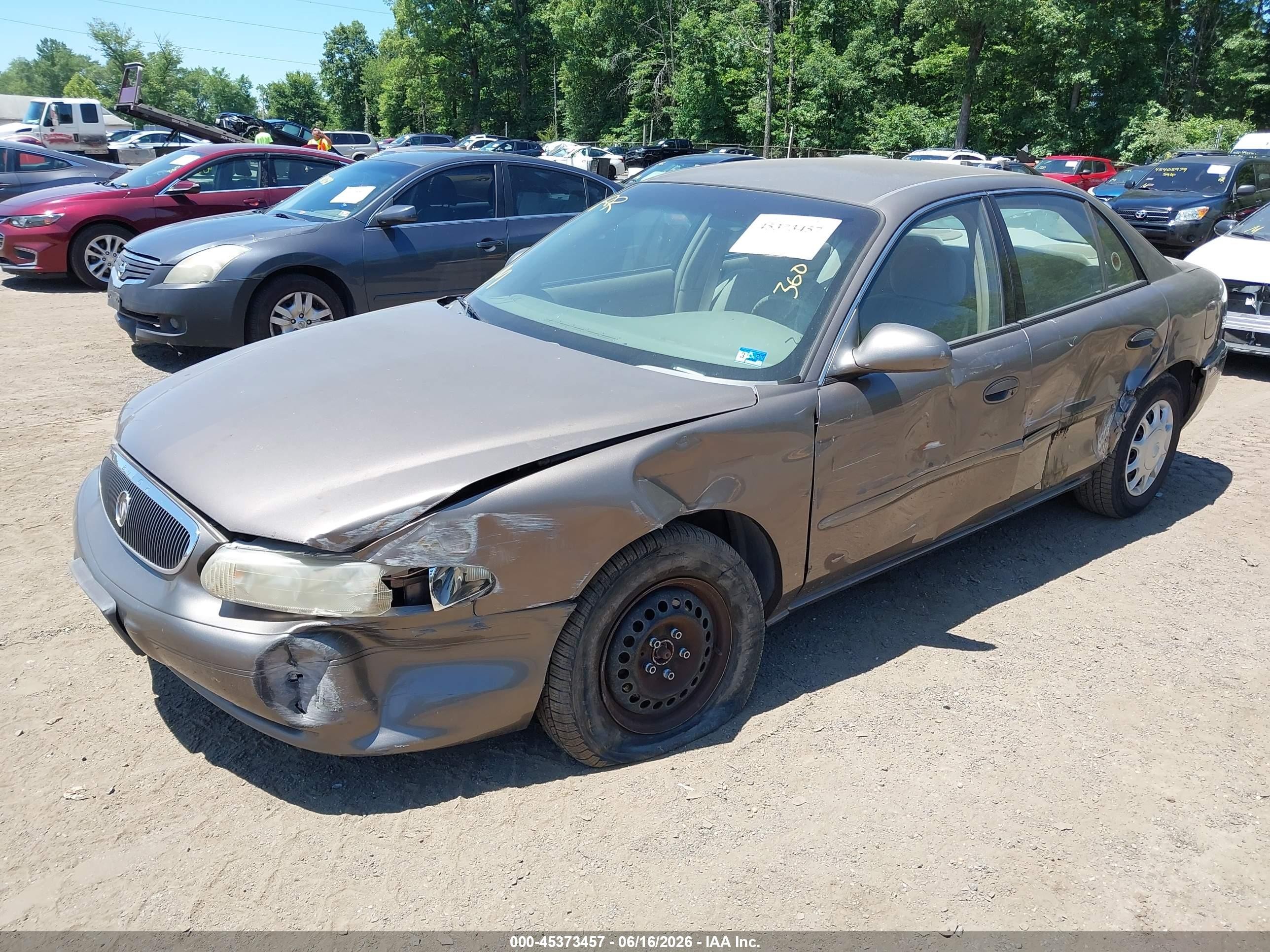 2004 Buick Century   Gold vin: 2G4WS52J041318455