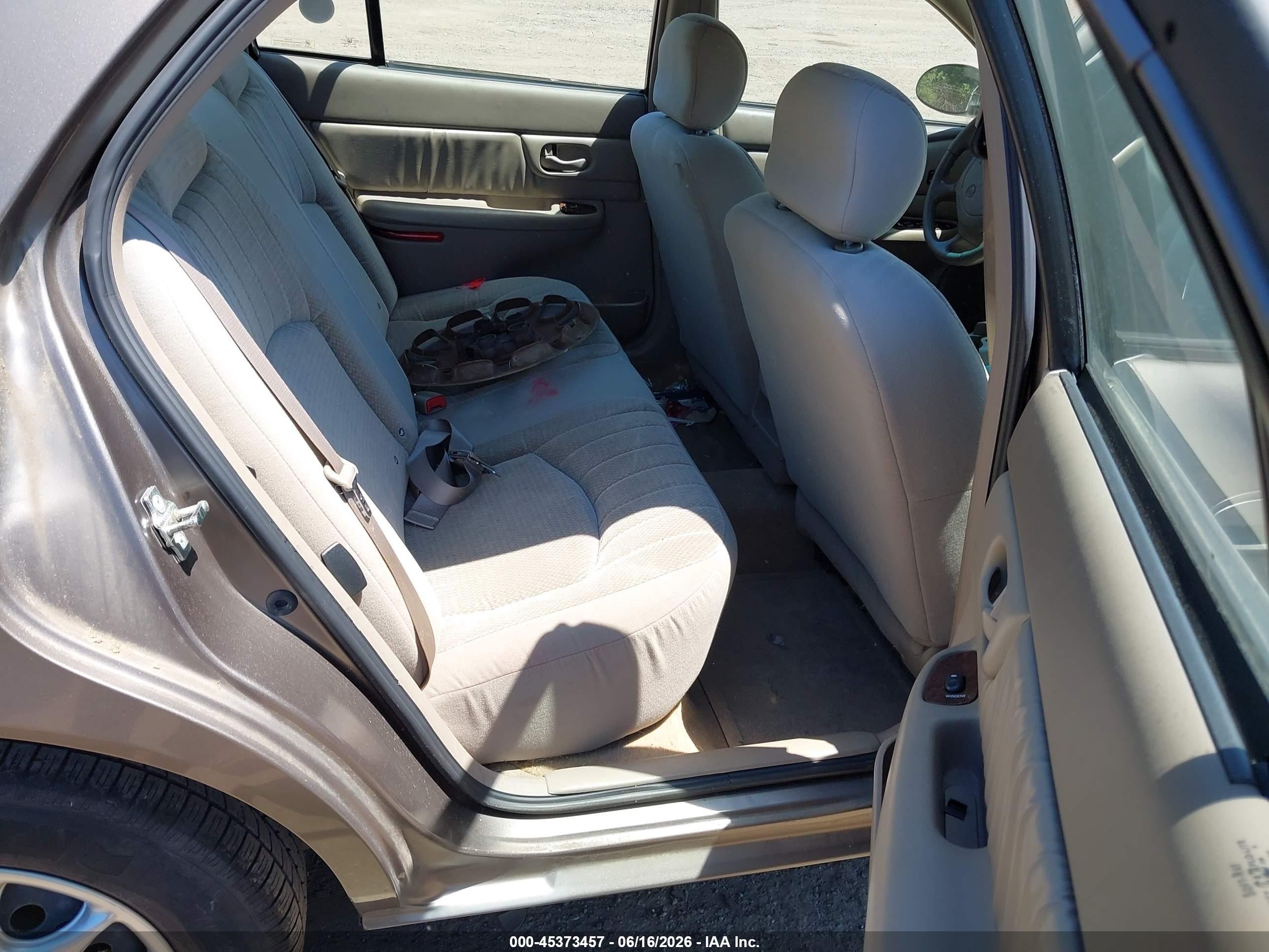 2004 Buick Century   Gold vin: 2G4WS52J041318455