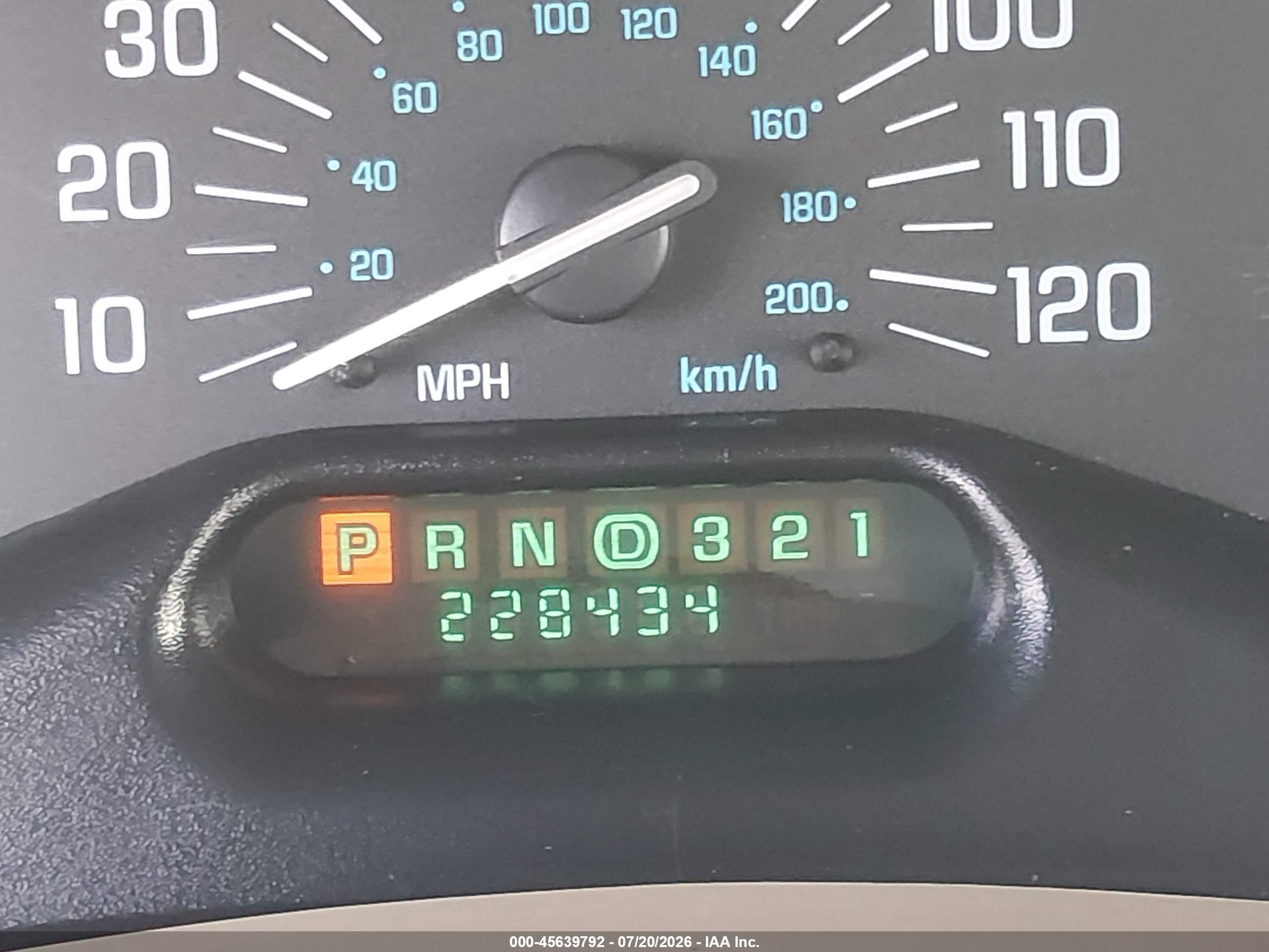 2005 Buick Century   Gold vin: 2G4WS52J051122792