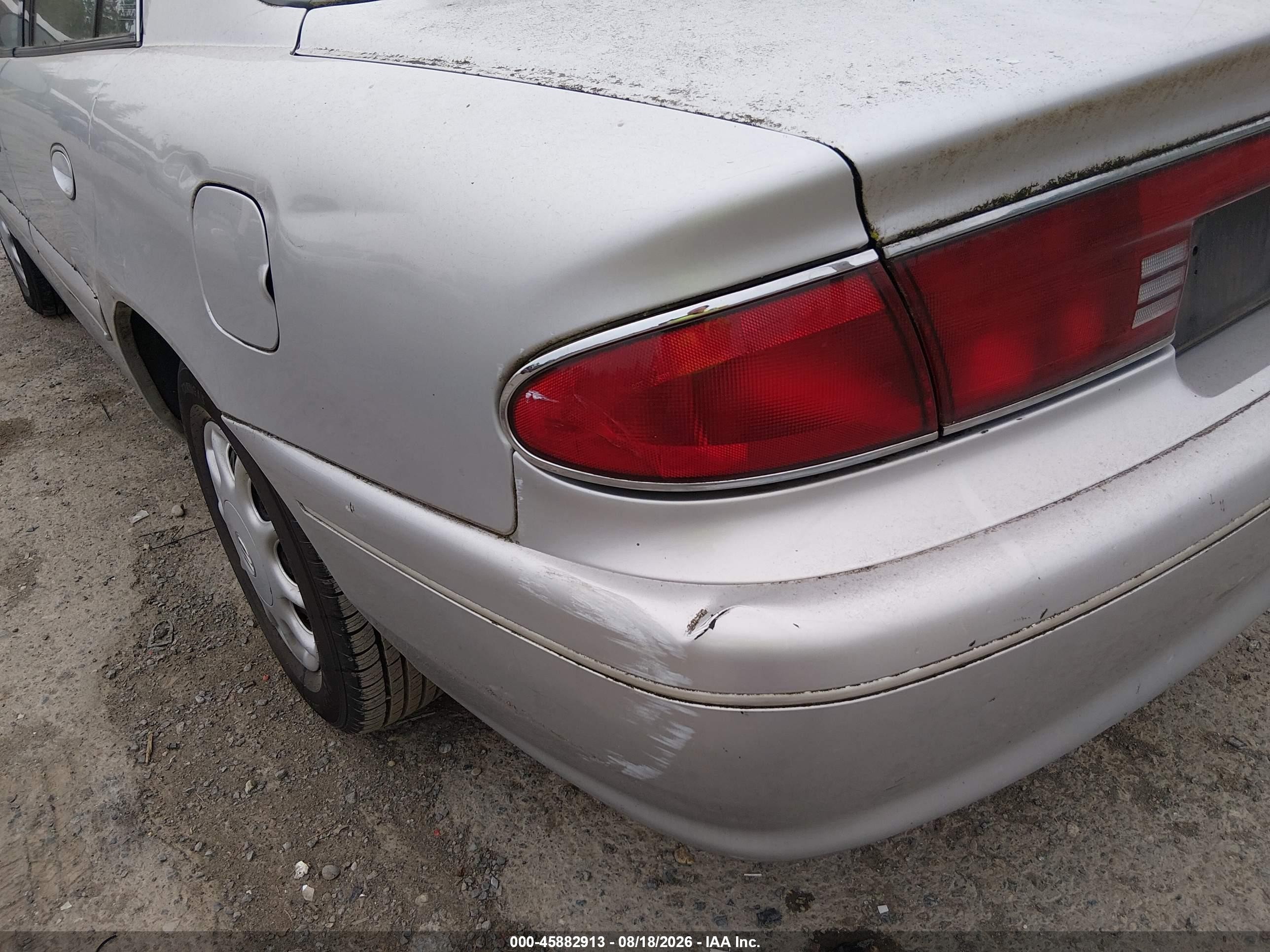 2001 Buick Century Custom Silver vin: 2G4WS52J111139420