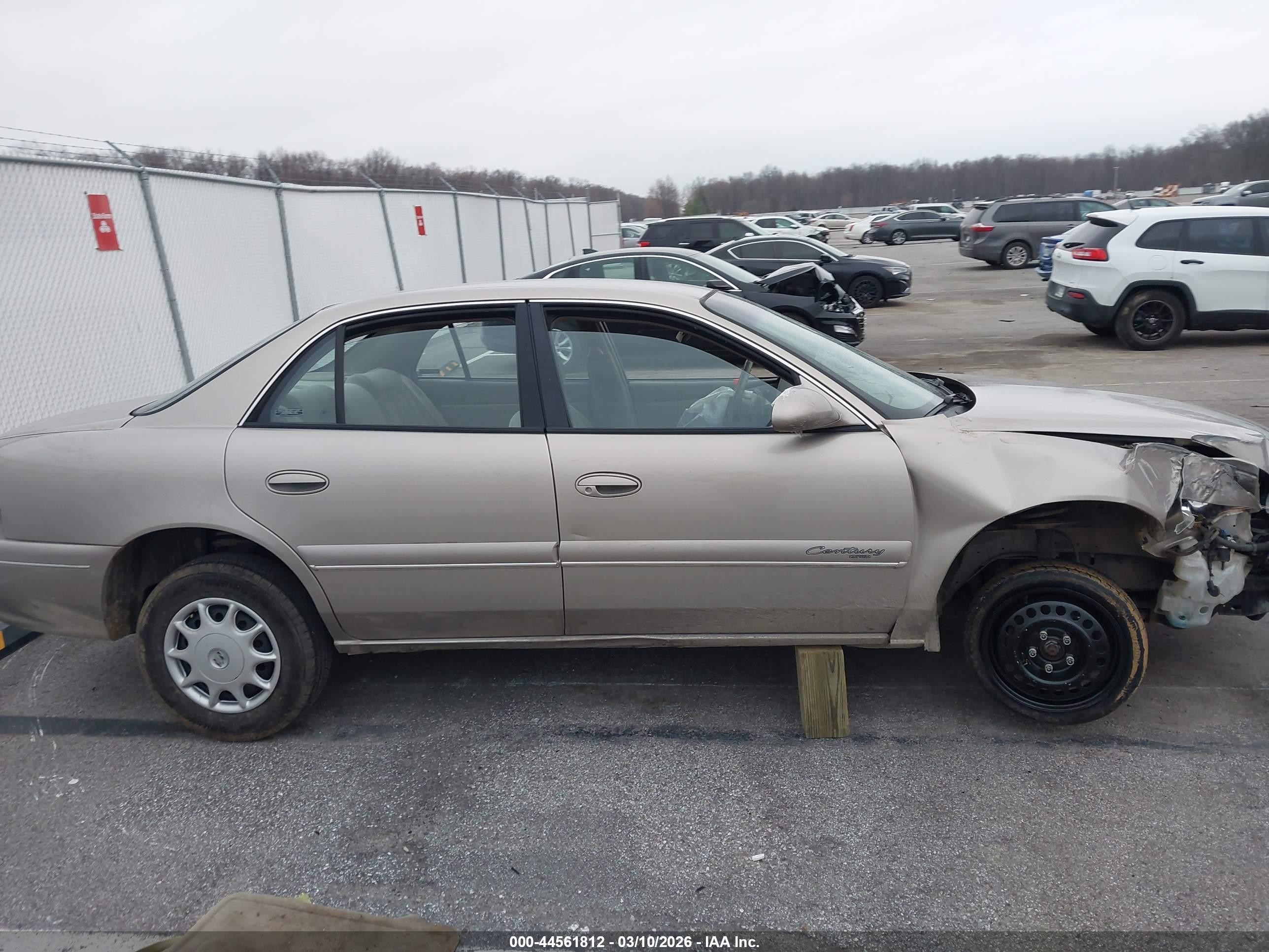 2001 Buick Century Custom Tan vin: 2G4WS52J111165547