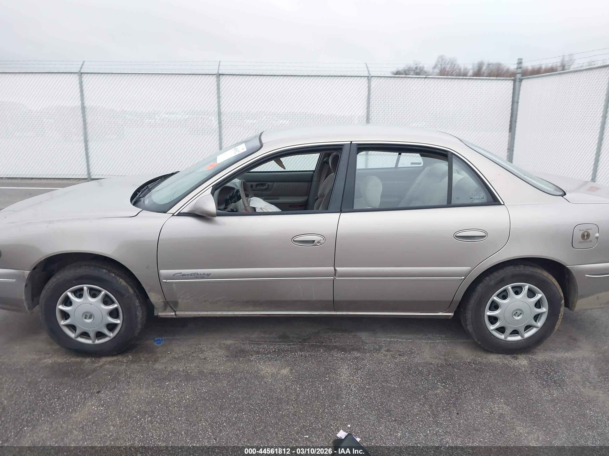 2001 Buick Century Custom Tan vin: 2G4WS52J111165547