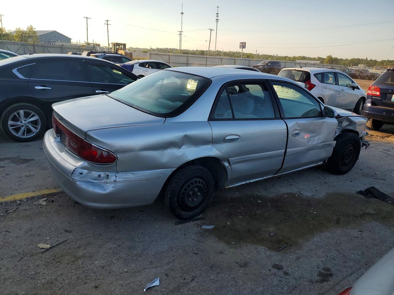2002 Buick Century Custom Silver vin: 2G4WS52J121160835